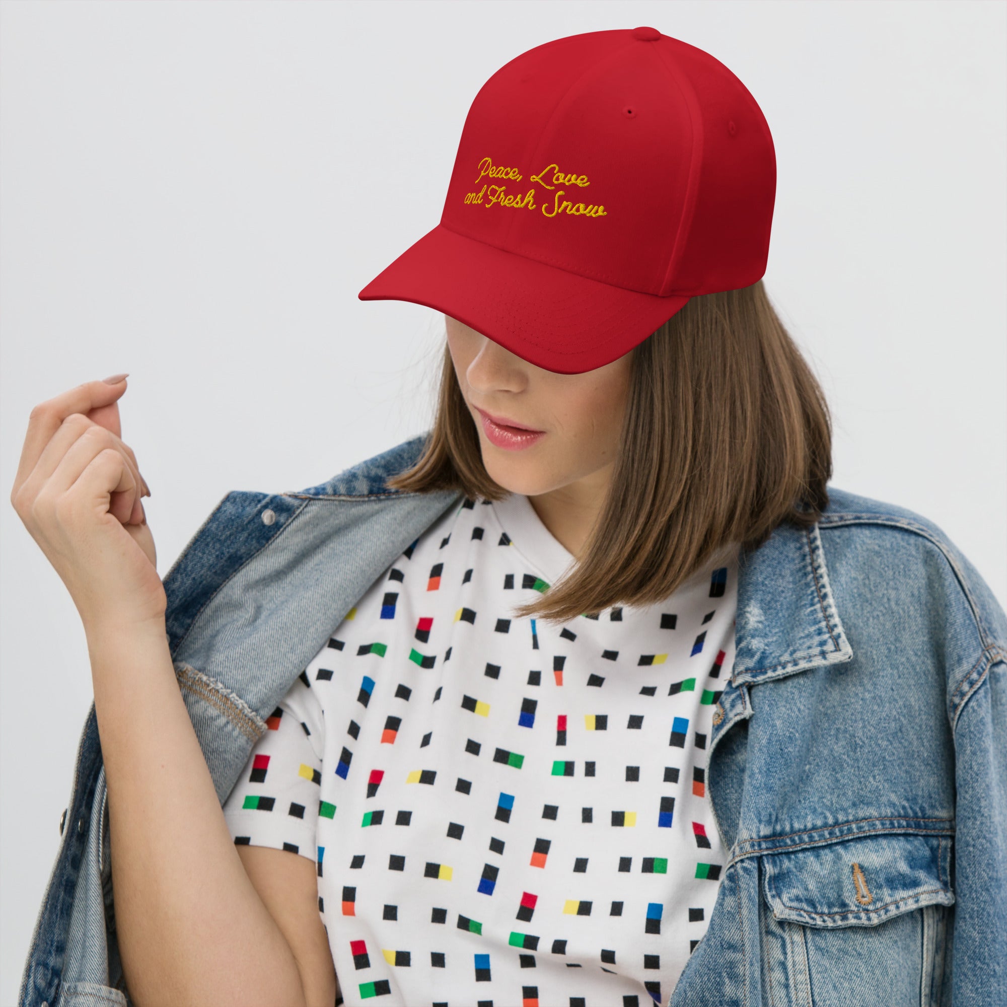 Casquette Structurée en Sergé Peace, Love and Fresh Snow Gold letters