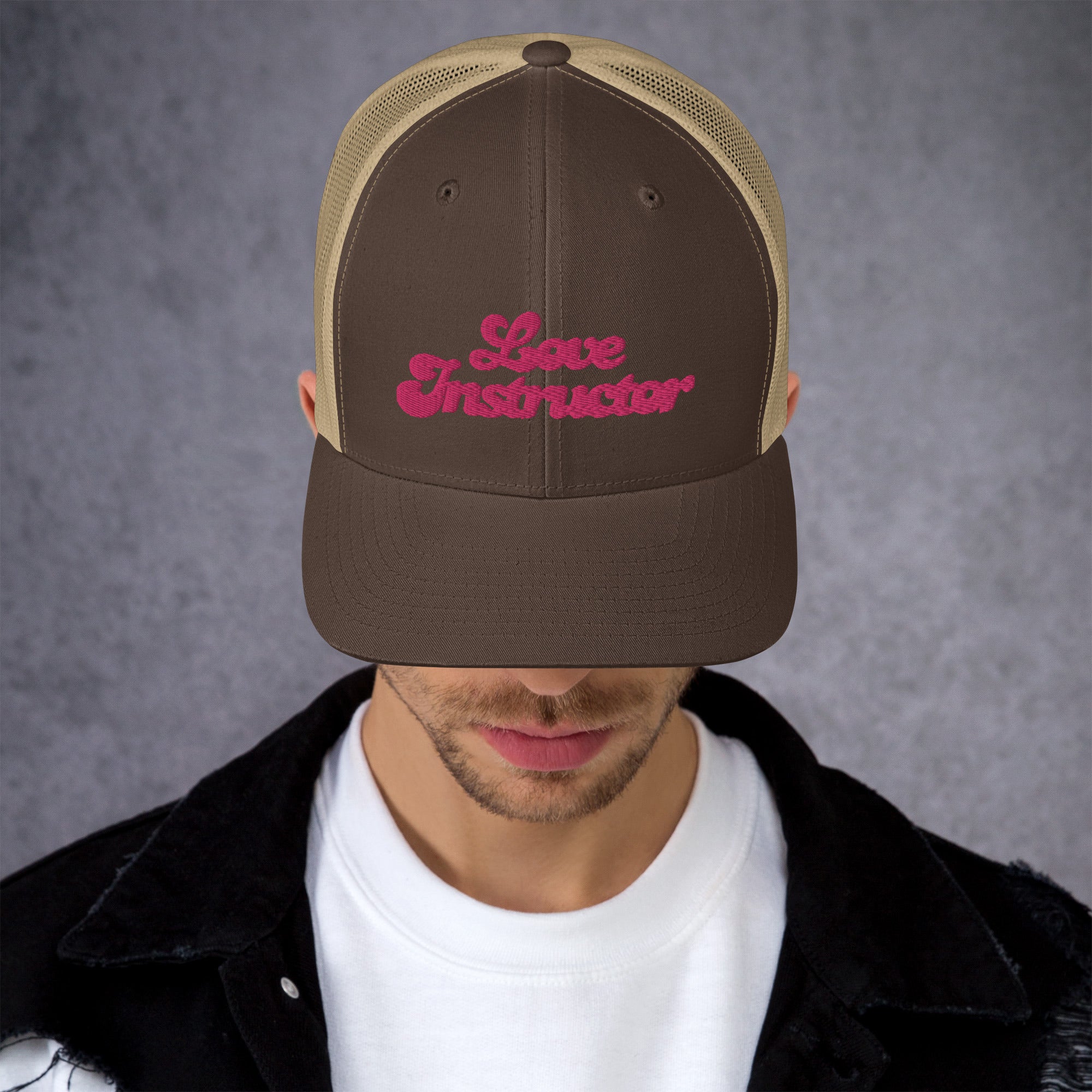 Casquette trucker rétro bicolore Love instructor