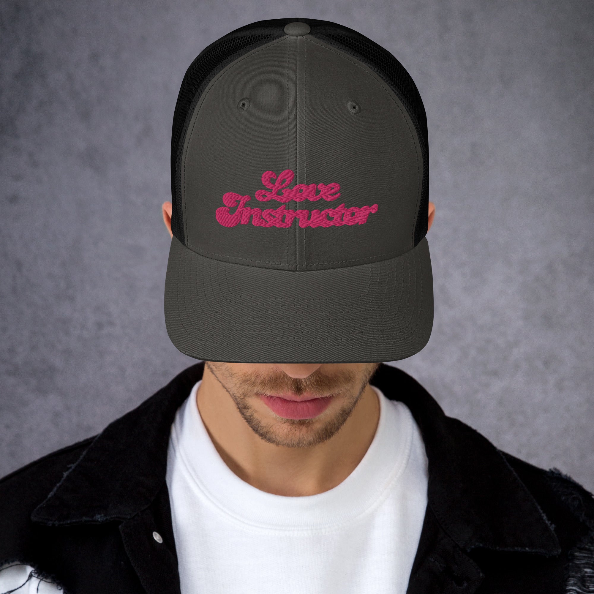 Casquette trucker rétro bicolore Love instructor