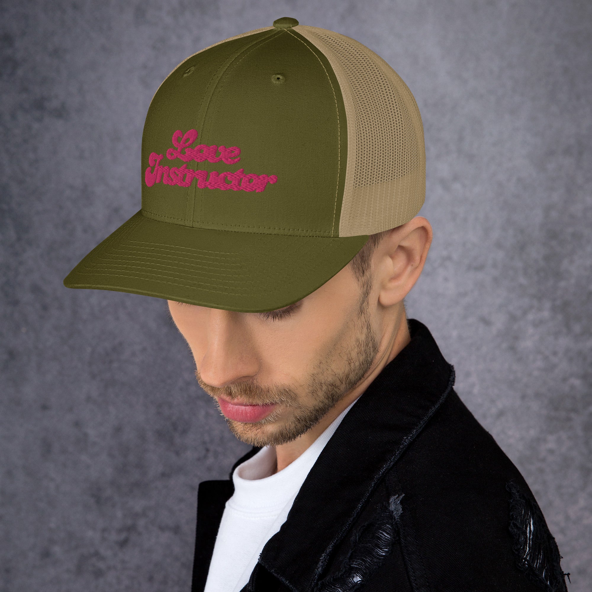 Casquette trucker rétro bicolore Love instructor