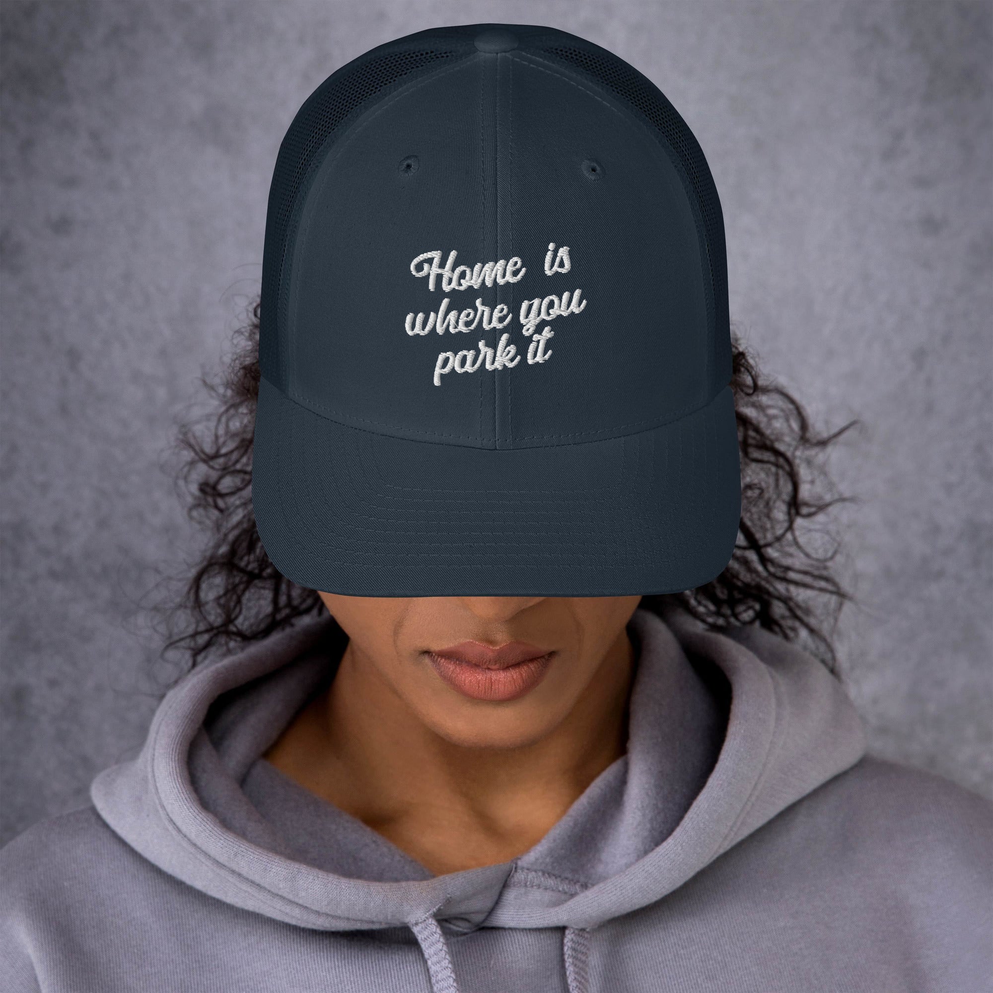 Casquette trucker rétro Home is where you park it white