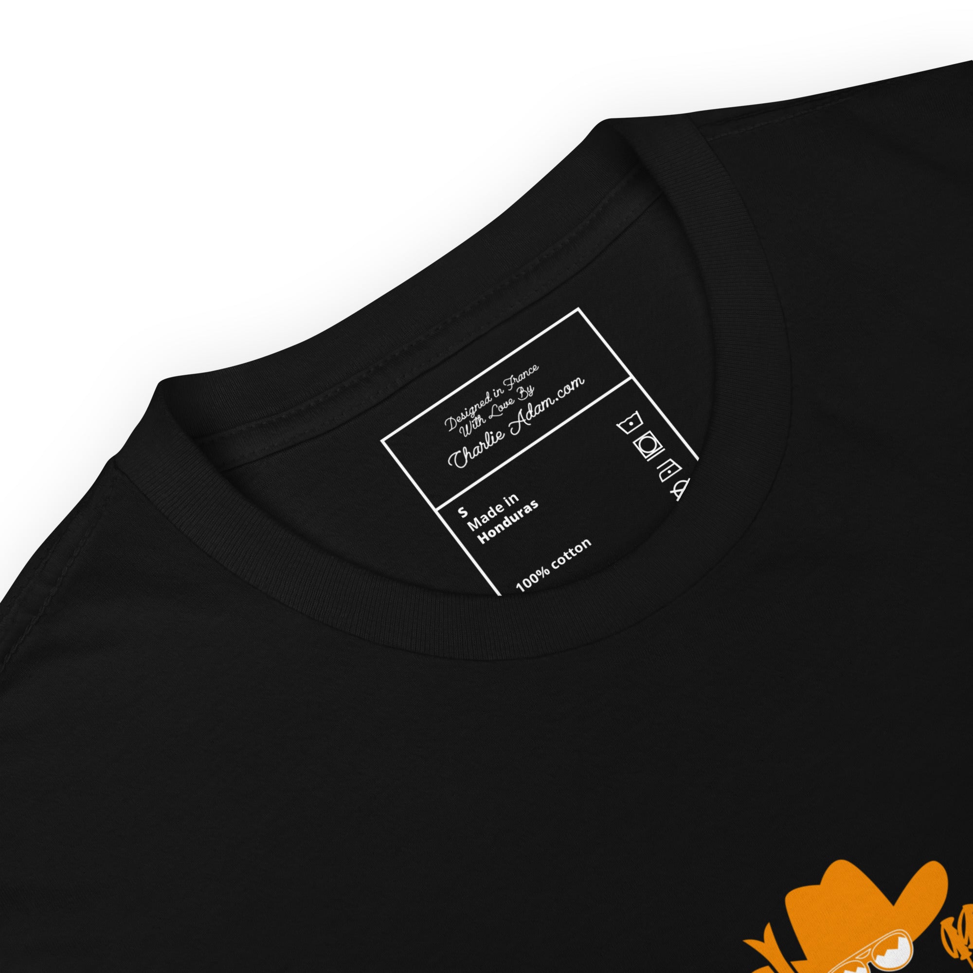 T-shirt softstyle en coton Skiing Cowboy (face) & Ski Fight at OK Corral Outline (dos)