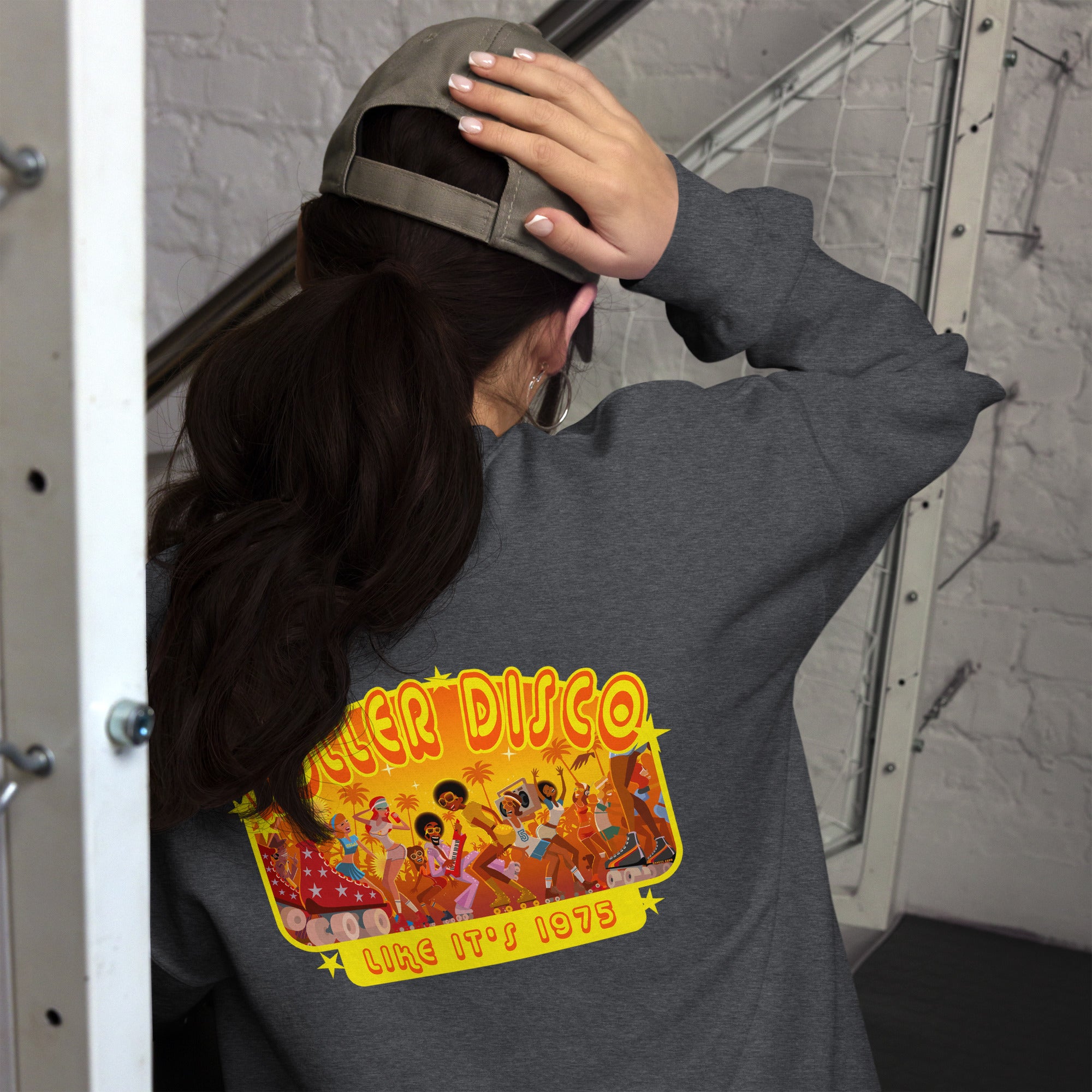 Sweat Unisexe à Col Rond Roller Disco 1975 sur couleurs foncées (face & dos)