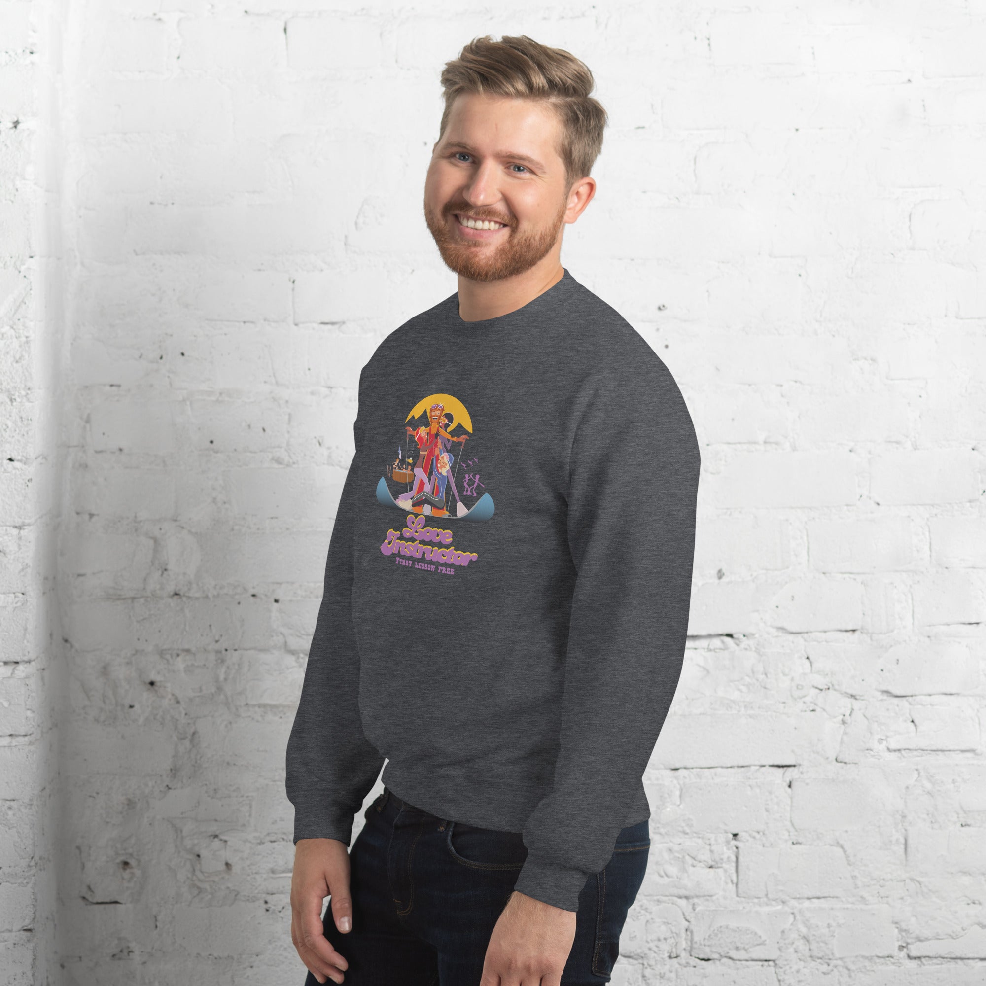 Sweat Unisexe à Col Rond Love Instructor First Lesson free sur couleurs foncées