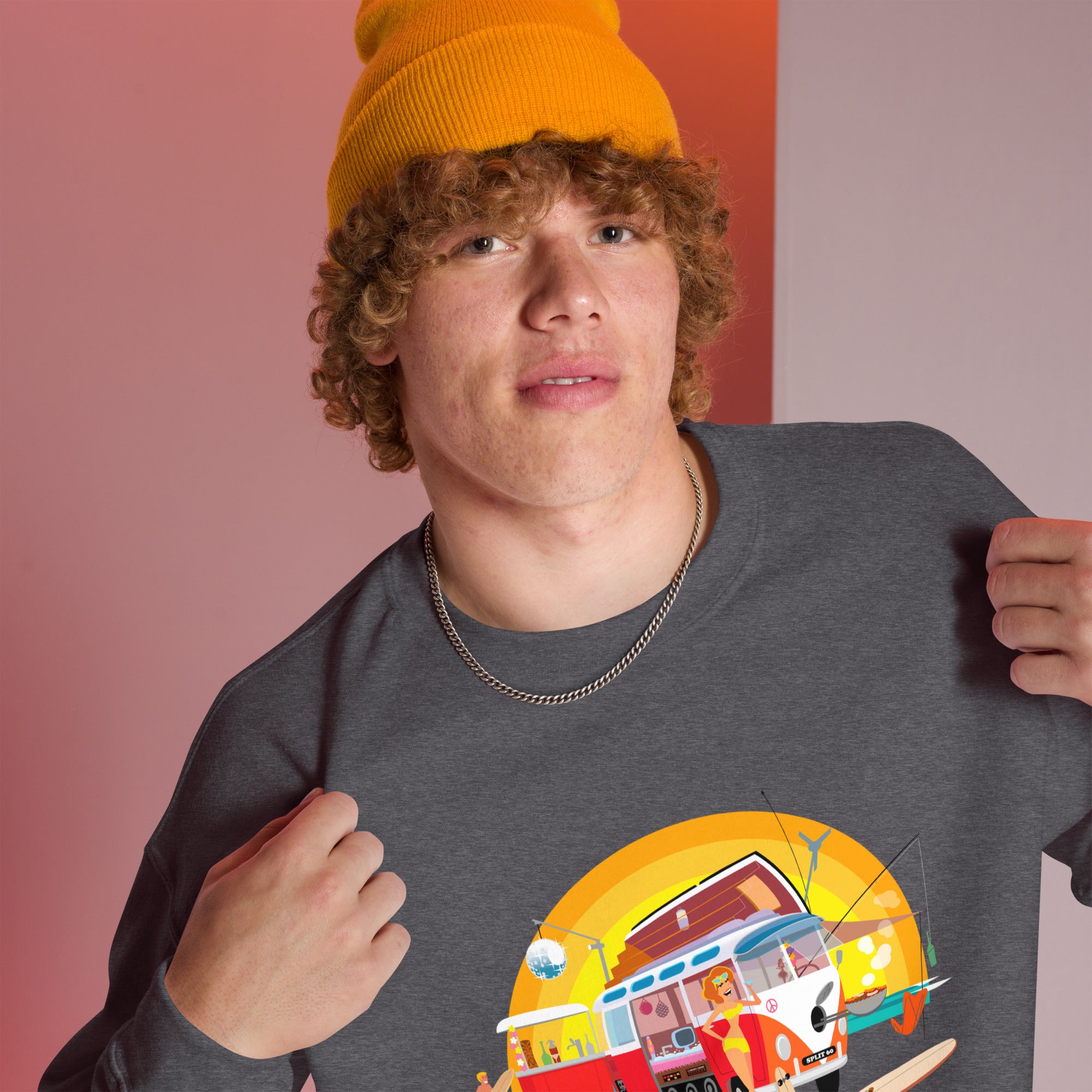 Sweat Unisexe à Col Rond Ultra Combi Home is where you park it sur couleurs foncées