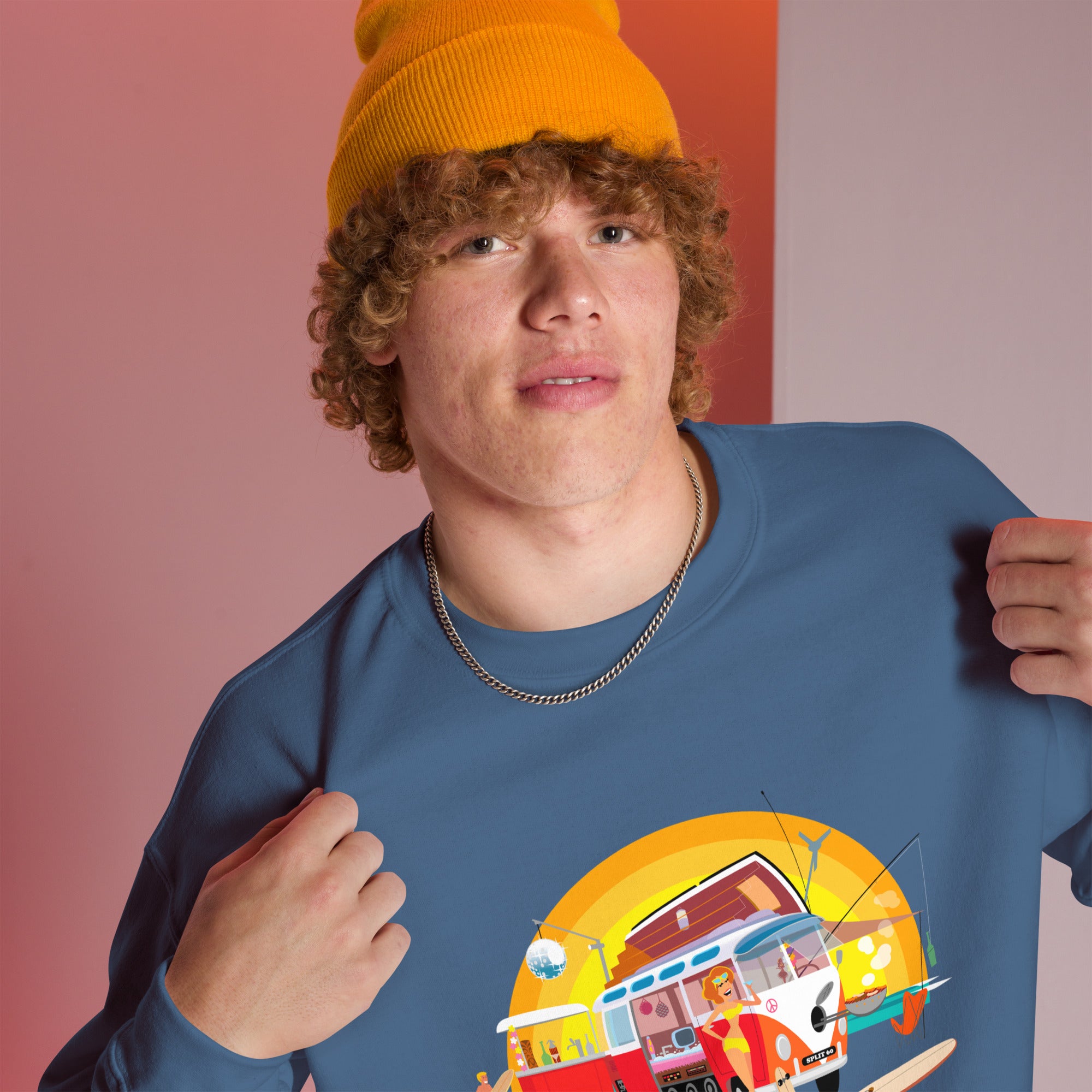 Sweat Unisexe à Col Rond Ultra Combi Home is where you park it sur couleurs foncées