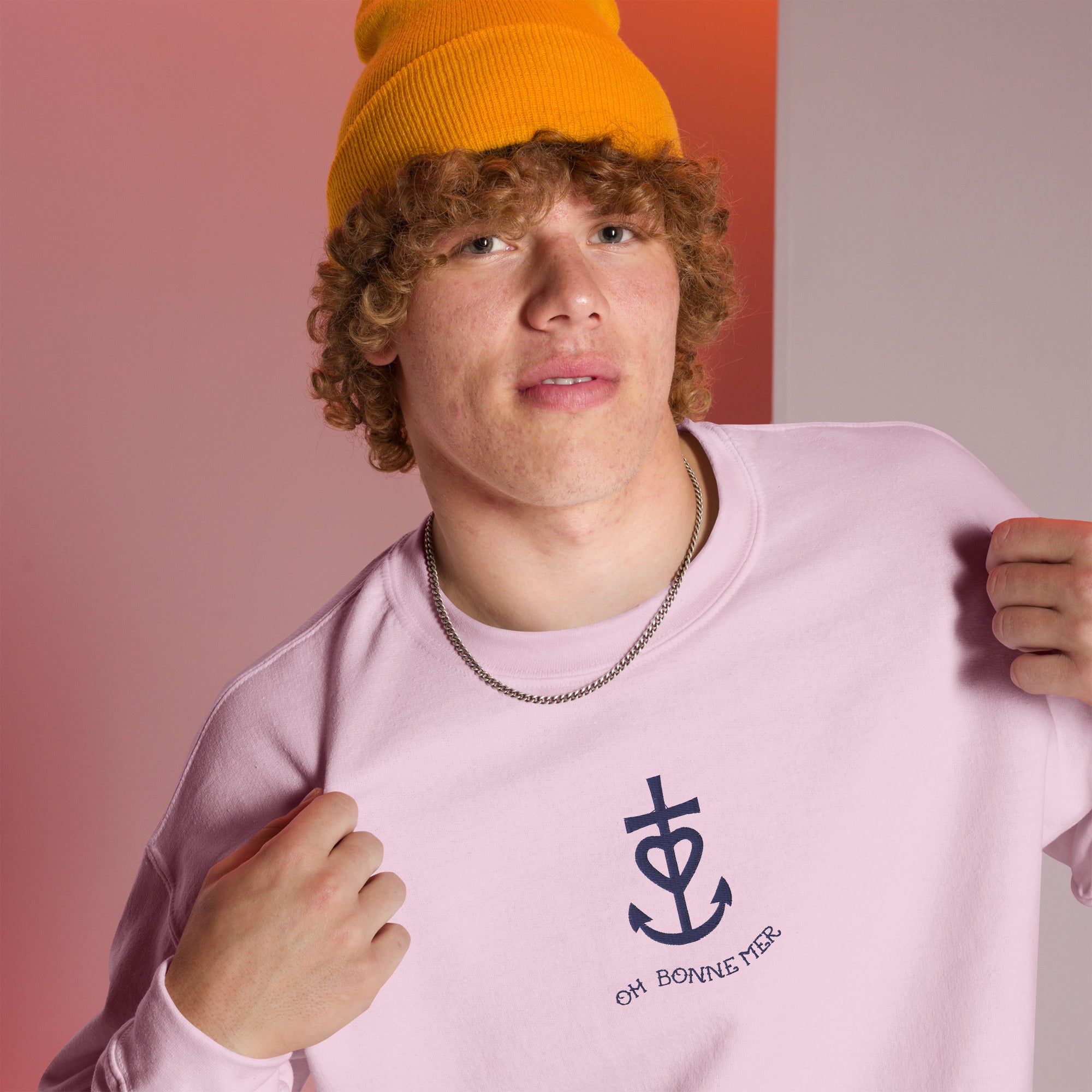 Sweat Unisexe à Col Rond Croix de Camargue Oh Bonne mer bleu marine brodée