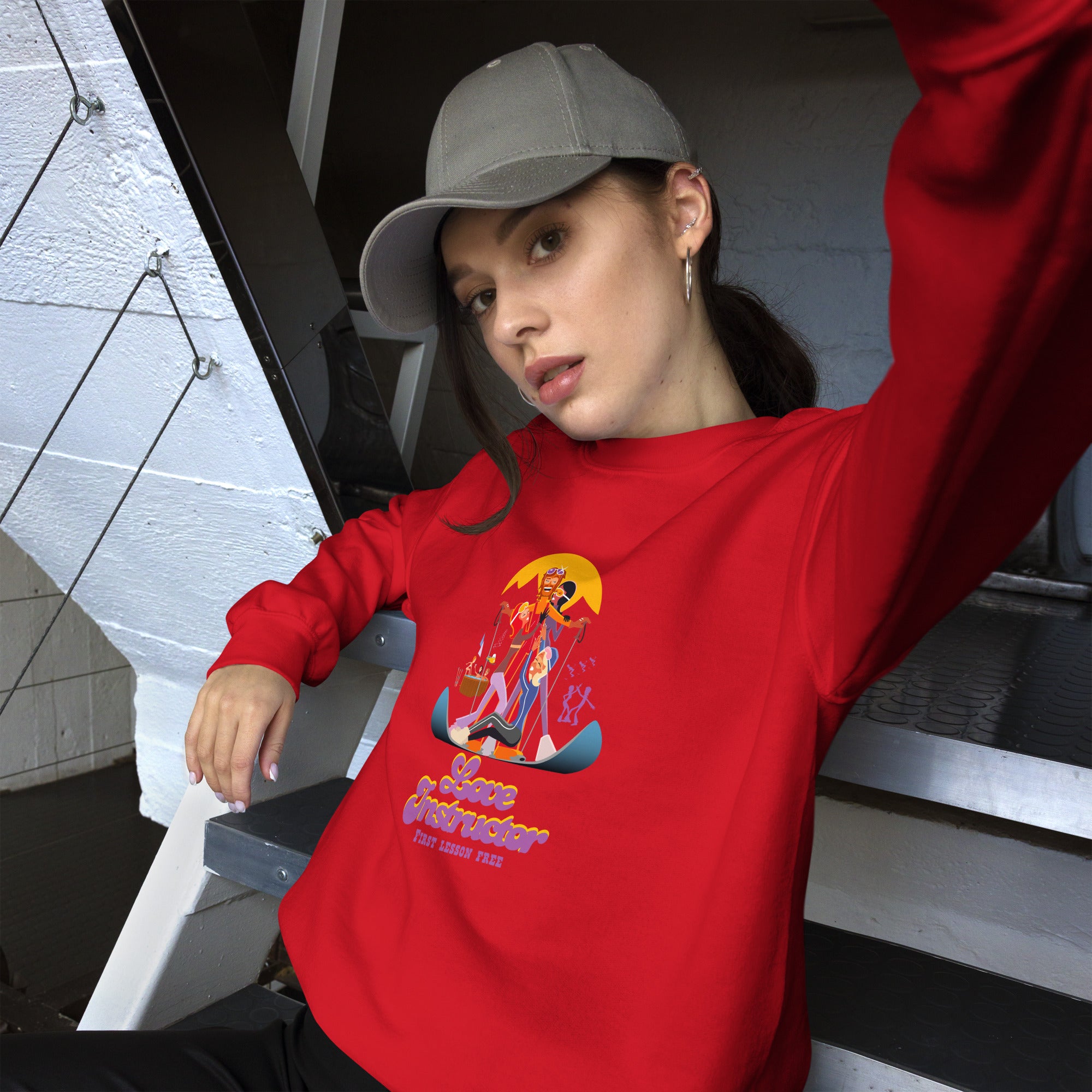 Sweat Unisexe à Col Rond Love Instructor First Lesson free sur couleurs claires