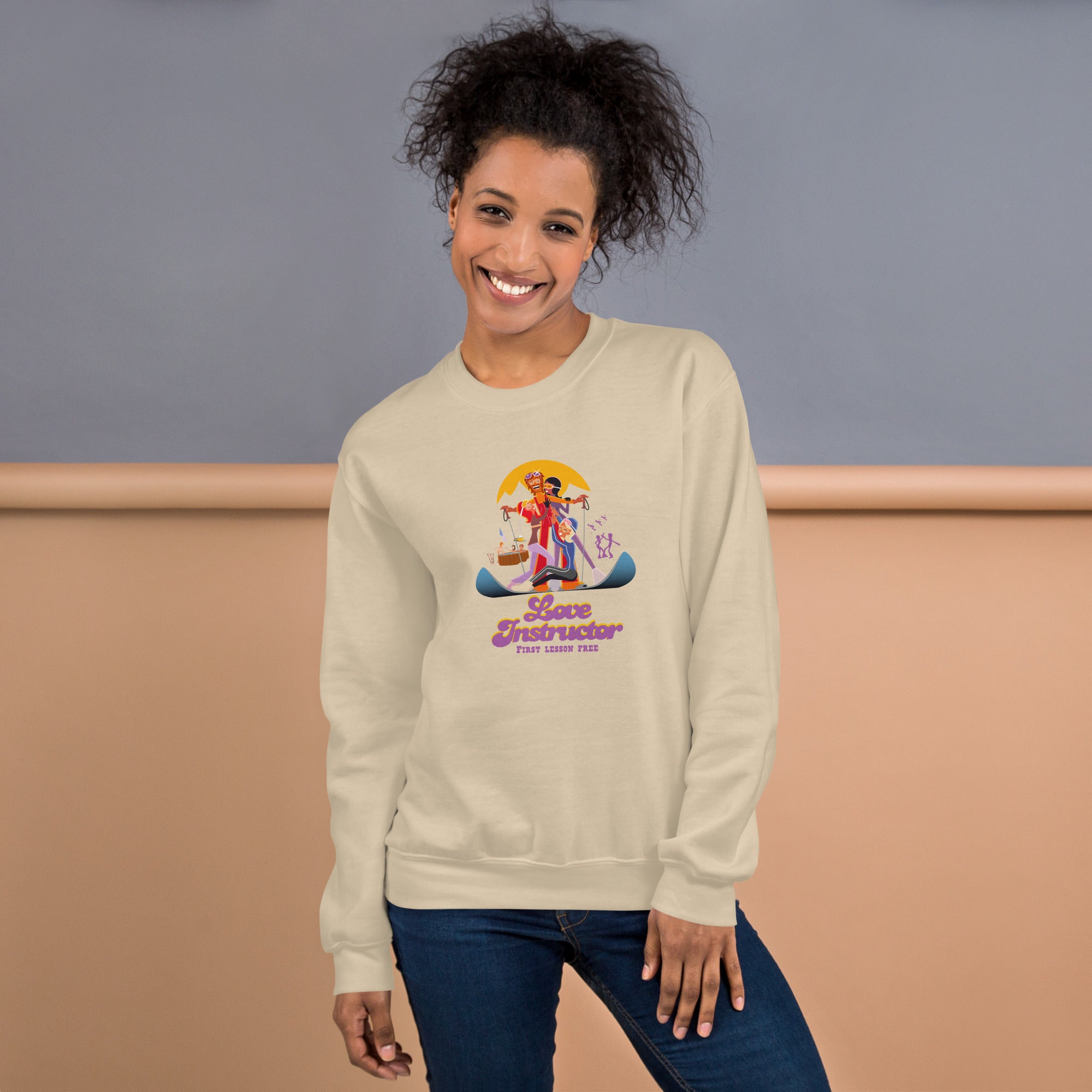 Sweat Unisexe à Col Rond Love Instructor First Lesson free sur couleurs claires