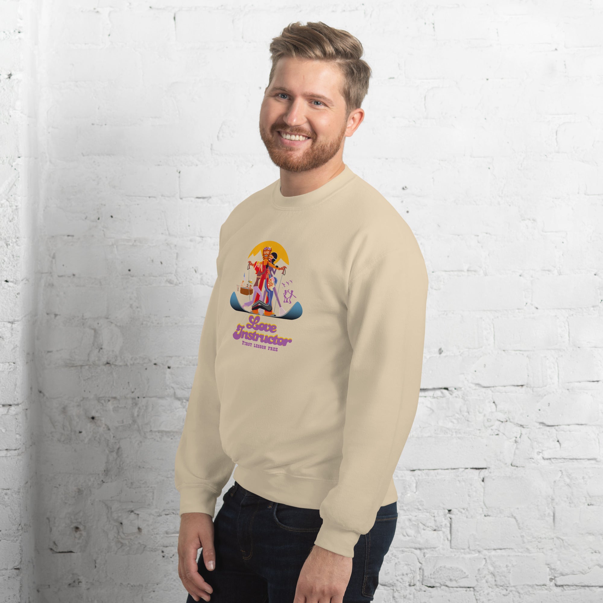 Sweat Unisexe à Col Rond Love Instructor First Lesson free sur couleurs claires