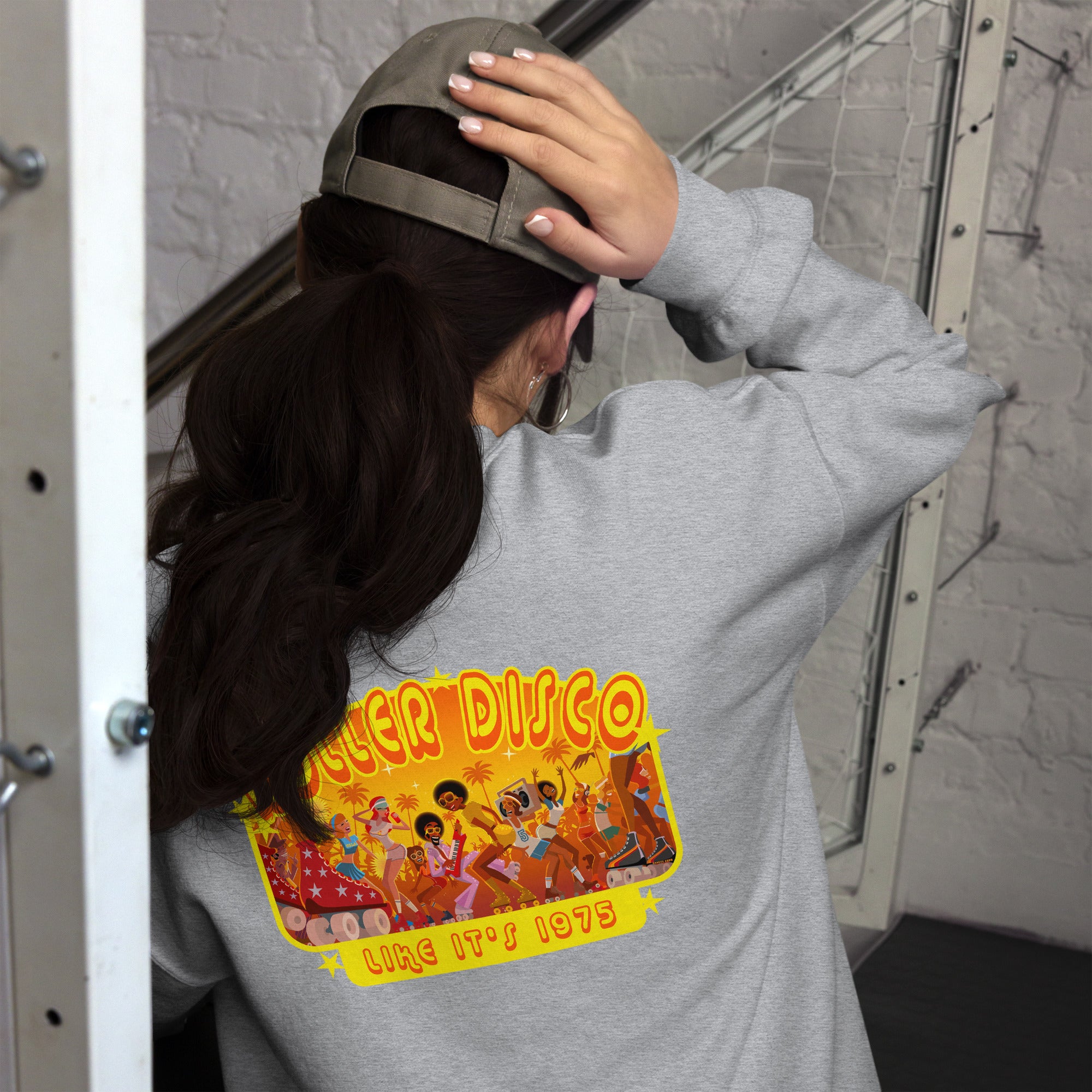 Sweat Unisexe à Col Rond Roller Disco 1975 sur couleurs claires (face & dos)