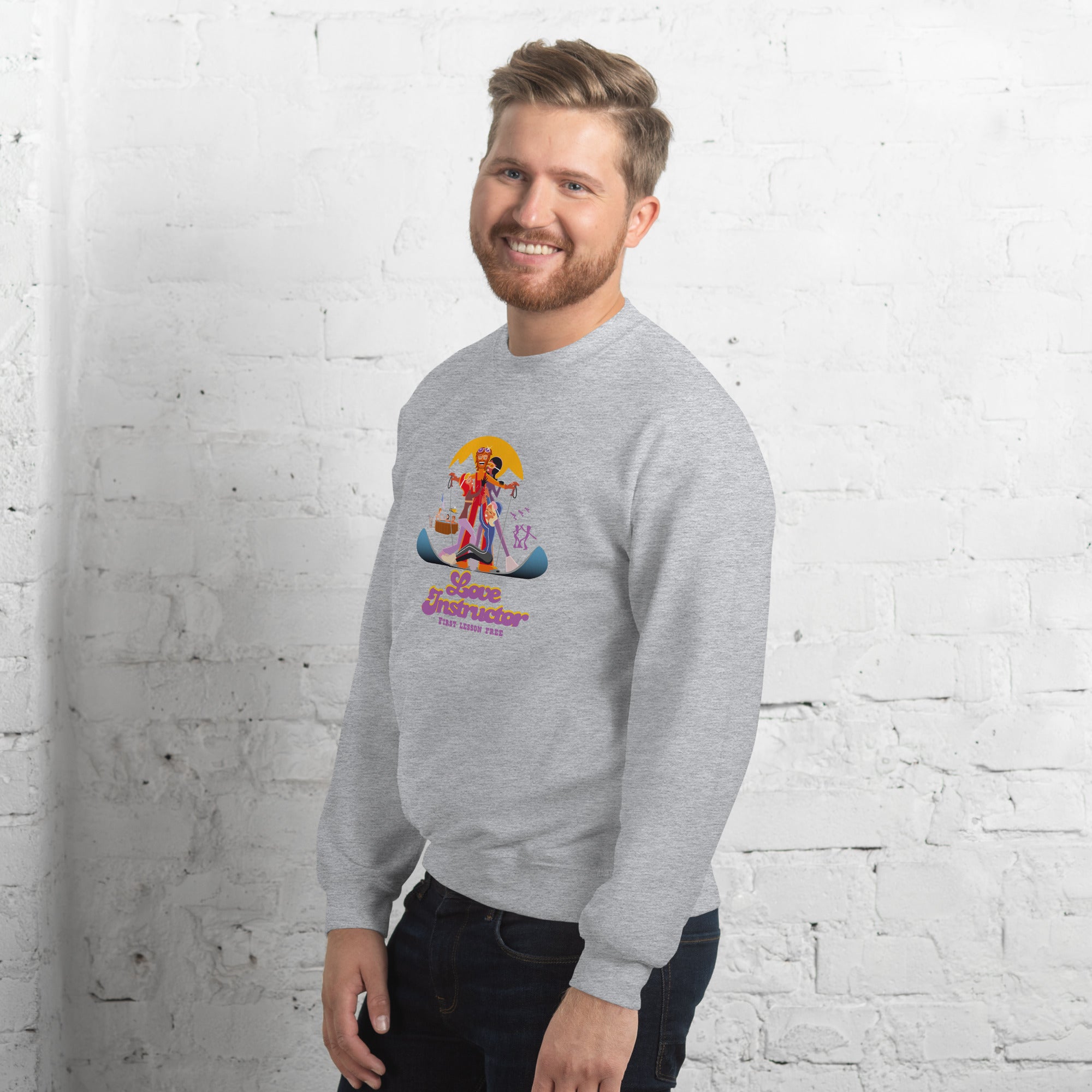Sweat Unisexe à Col Rond Love Instructor First Lesson free sur couleurs claires