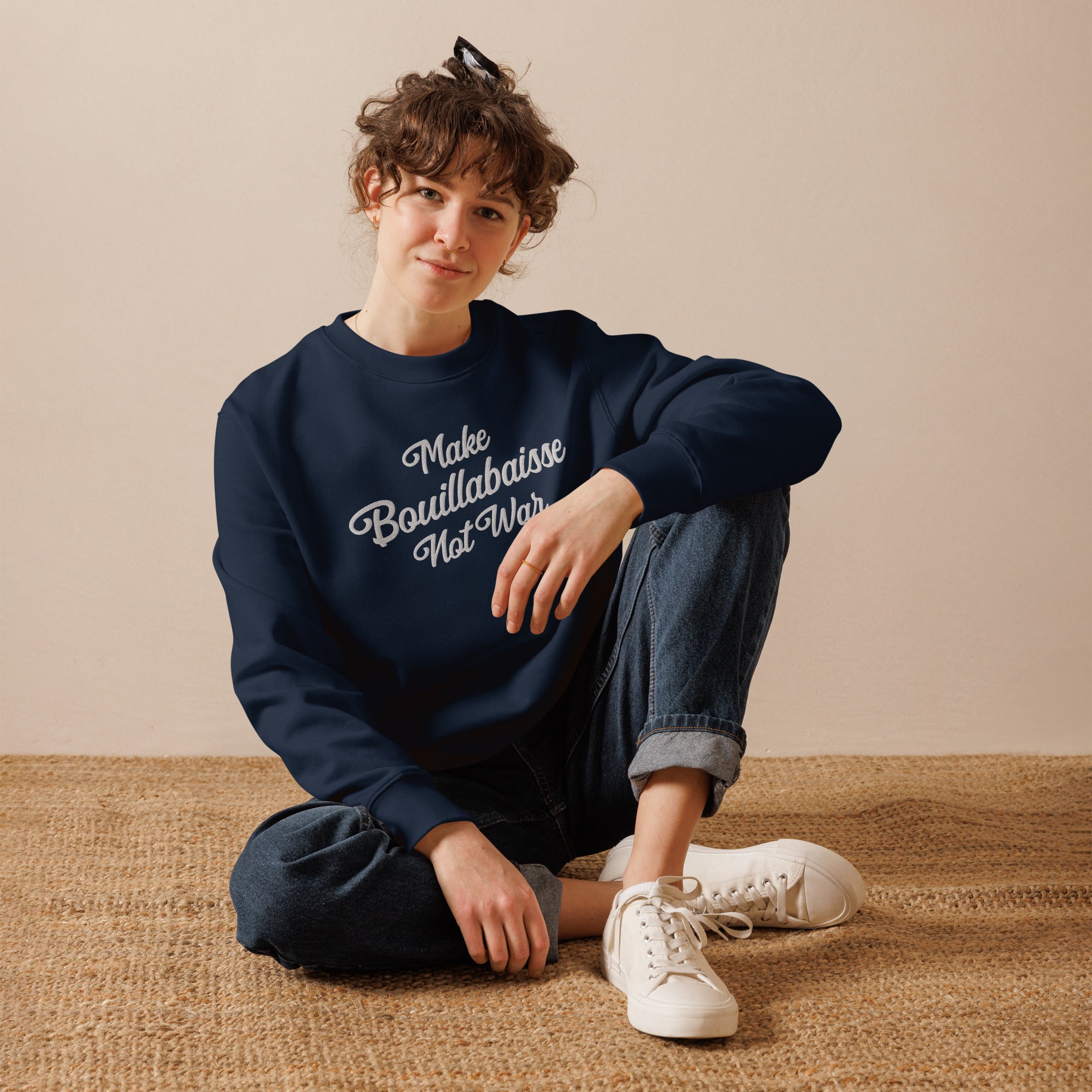 Sweat écologique unisexe épais Make Bouillabaisse Not War grand motif brodé blanc