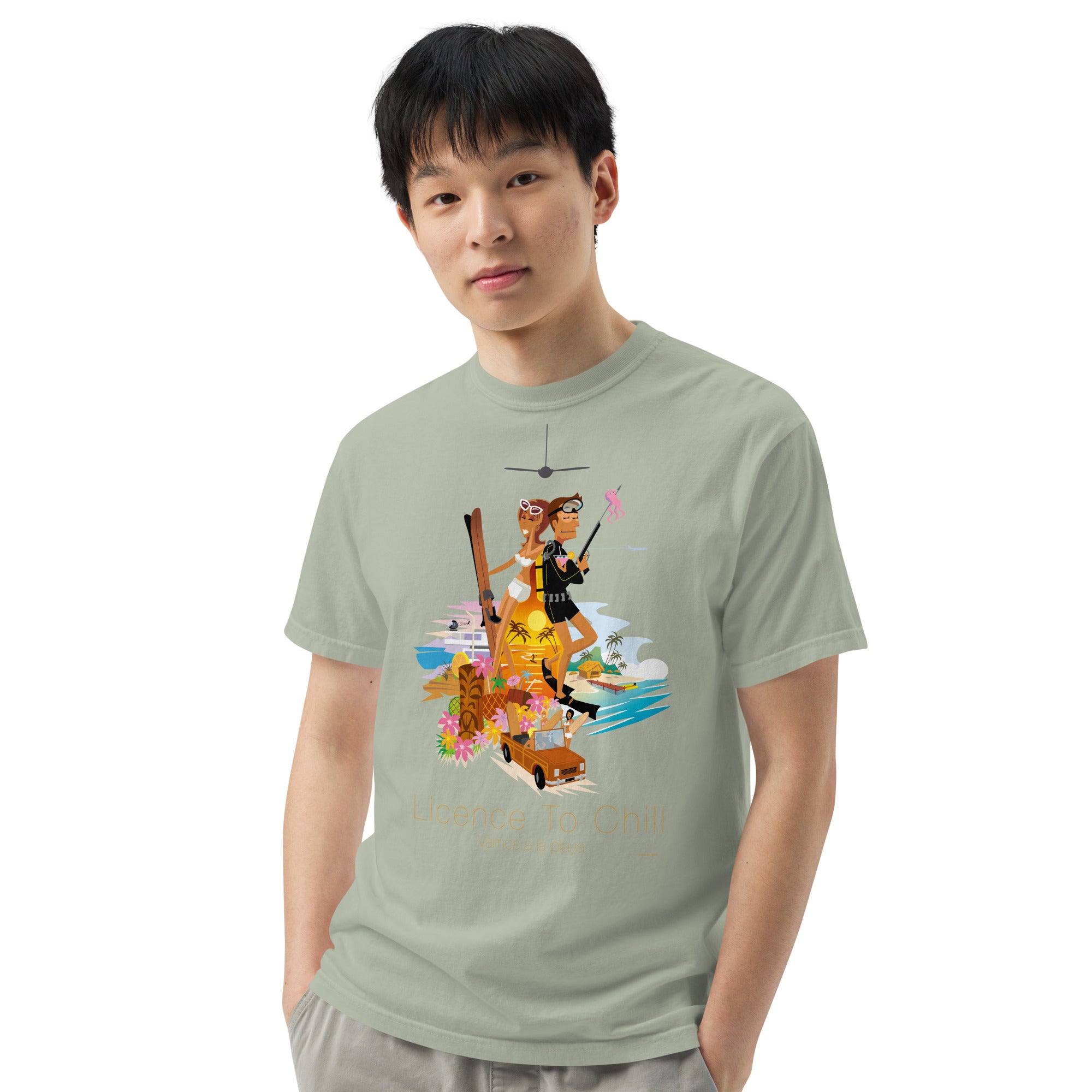 T-shirt teinté lourd unisexe License to Chill Vamos a la Playa sur couleurs claires
