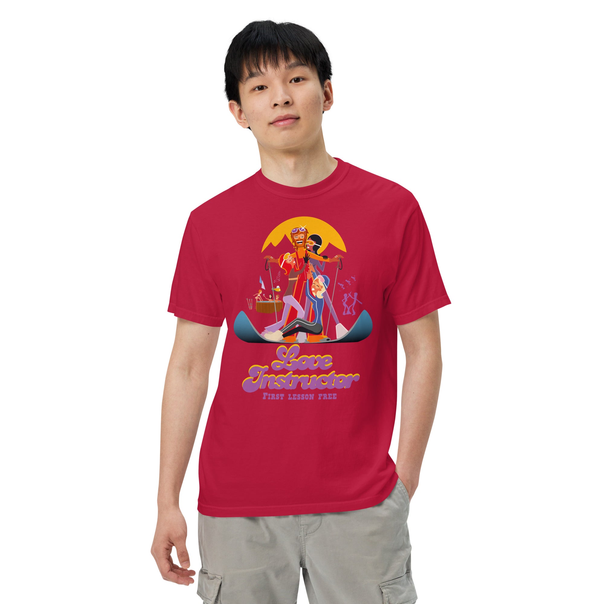 T-shirt teinté lourd unisexe Love instructor First lesson free sur couleurs rouges