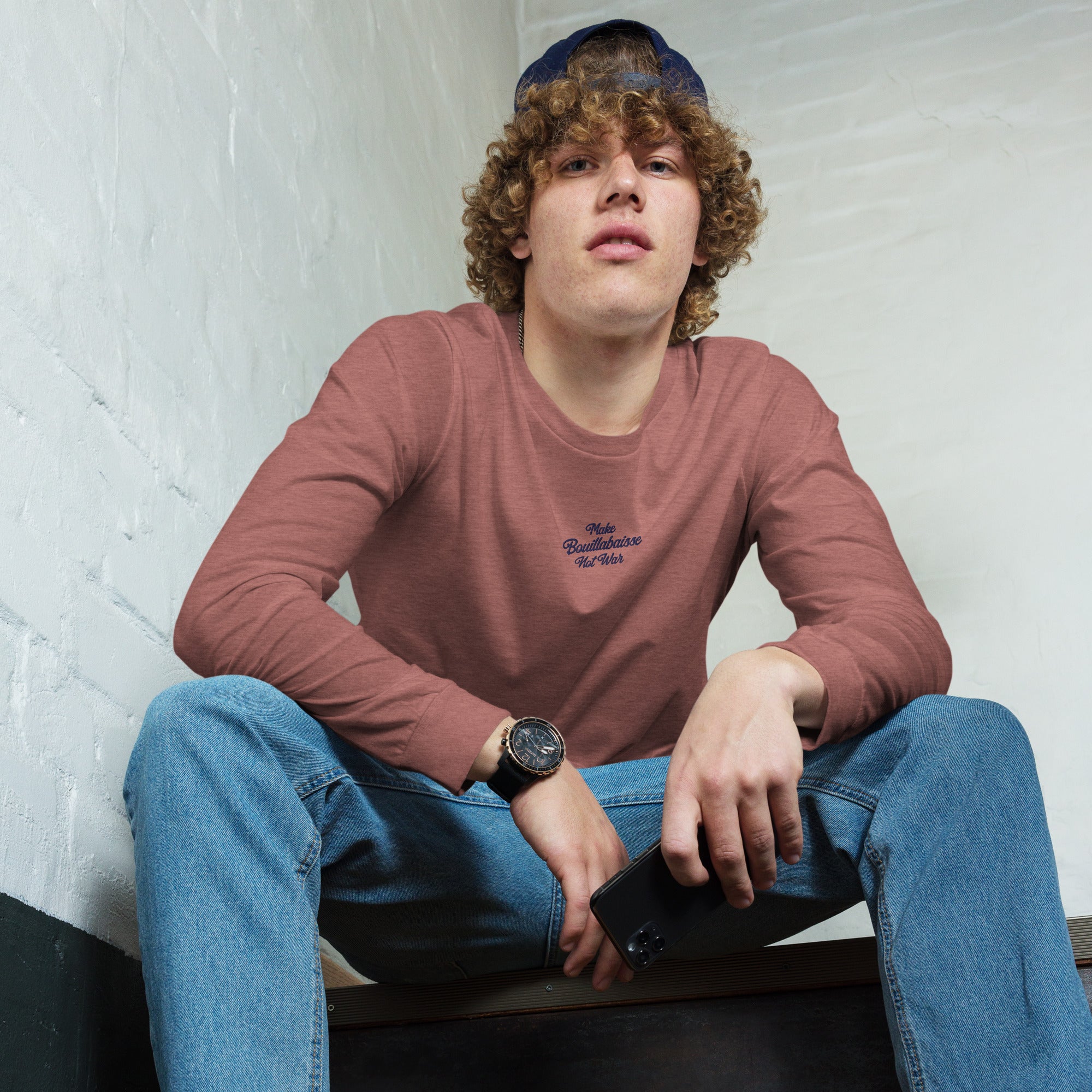 T-shirt unisexe à manches longues Make Bouillabaisse Not War brodé navy