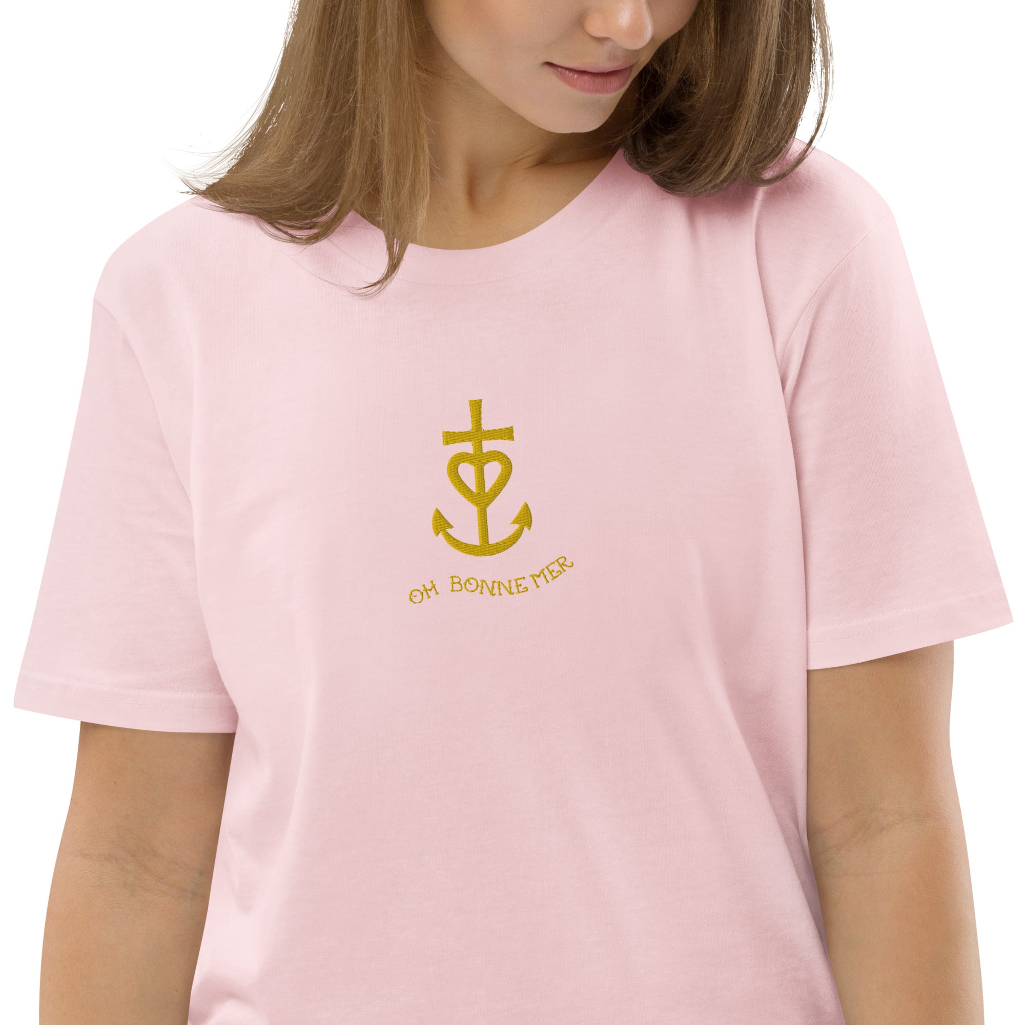 T-shirt unisexe en coton biologique Croix de Camargue dorée Oh Bonne mer brodé sur couleurs claires