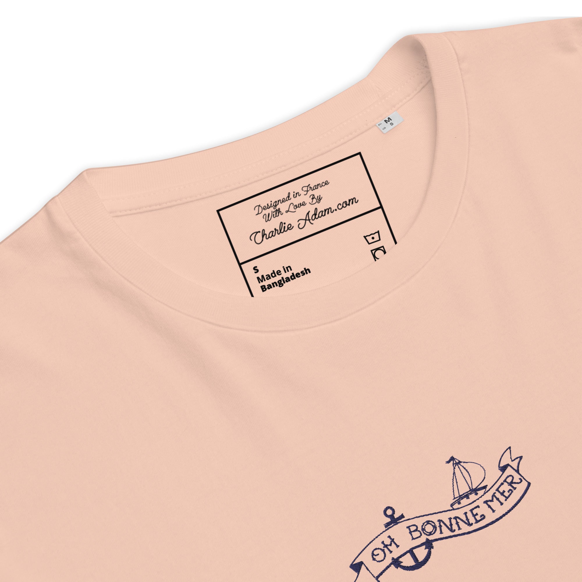 T-shirt unisexe en coton biologique Oh Bonne Mer Tattoo navy brodé sur couleurs claires