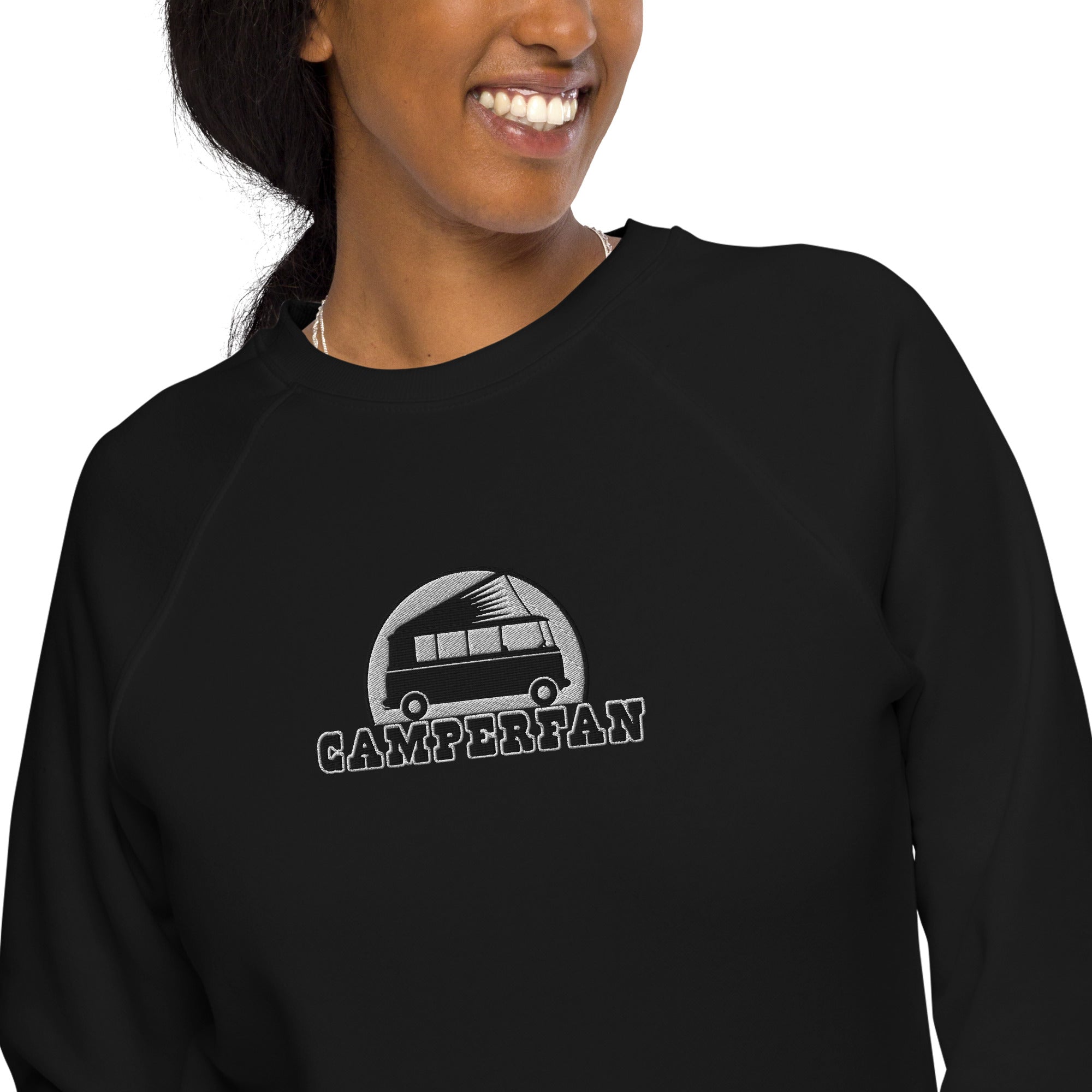 Unisex organic raglan sweatshirt Small Camperfan large black/white embroidered pattern