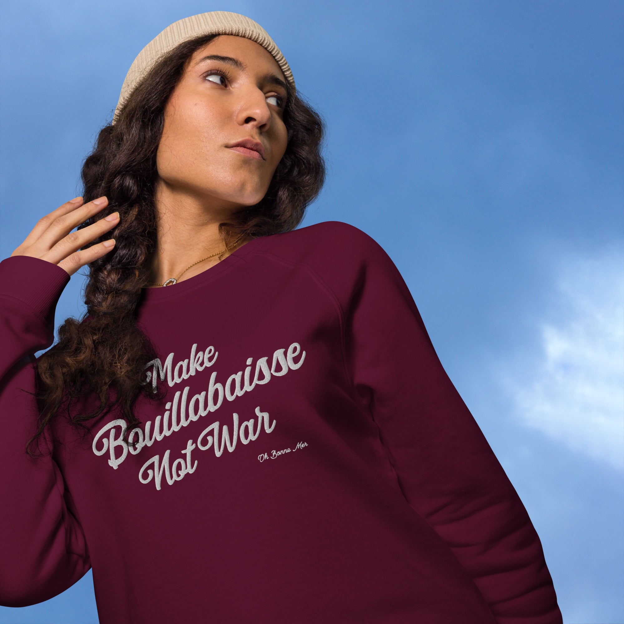 Sweatshirt écologique raglan unisexe Make Bouillabaisse Not War grand motif brodé blanc