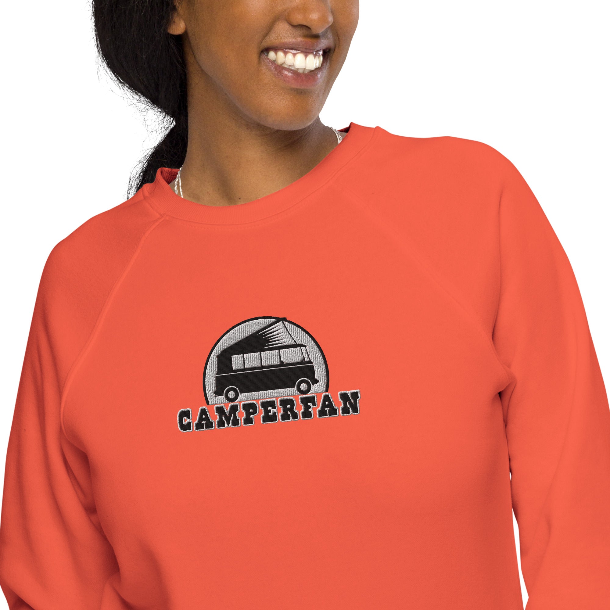 Unisex organic raglan sweatshirt Small Camperfan large black/white embroidered pattern