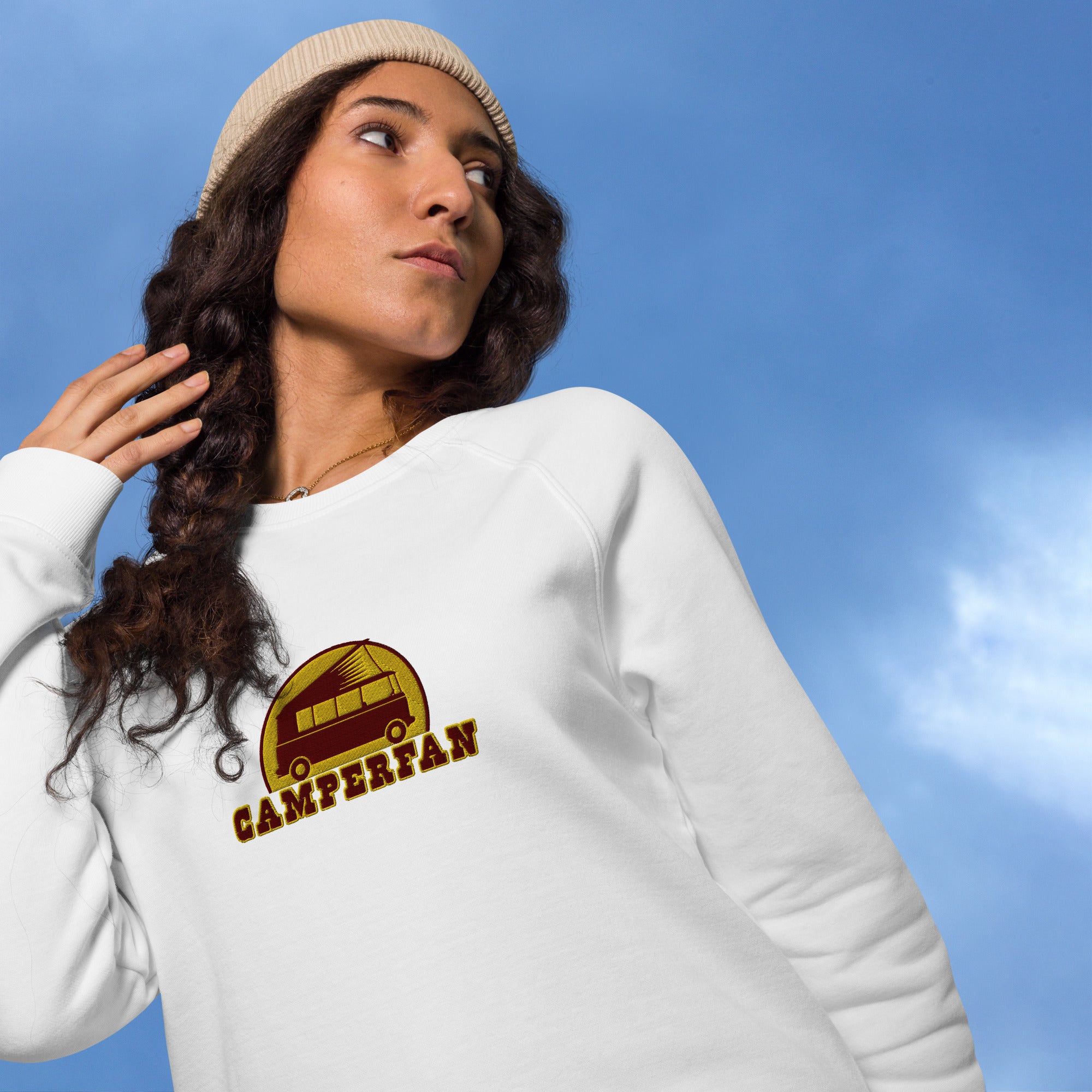 Unisex organic raglan sweatshirt Small Camperfan large brown/yellow embroidered pattern