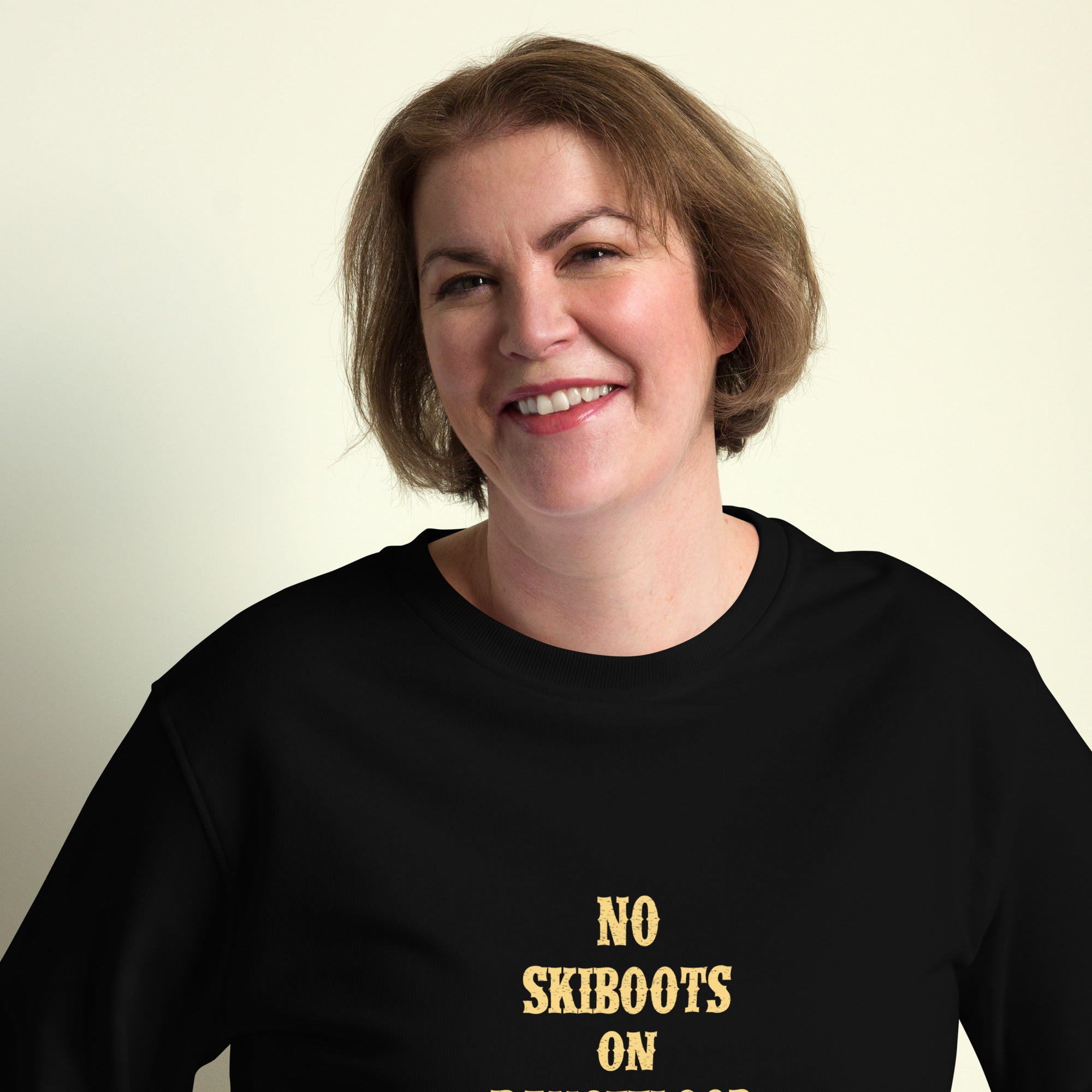 Unisex organic sweatshirt No Skiboots on Dancefloor light text