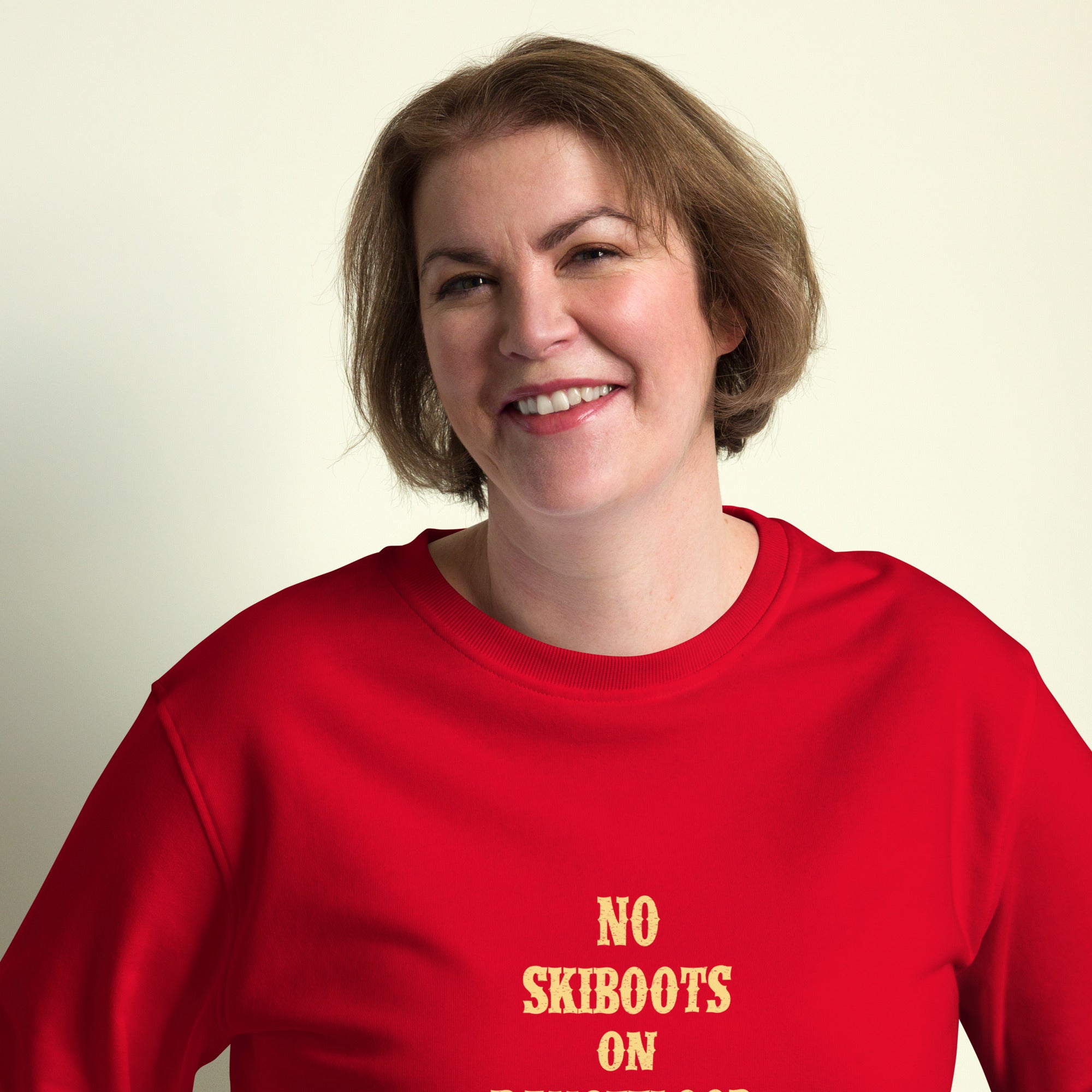 Unisex organic sweatshirt No Skiboots on Dancefloor light text