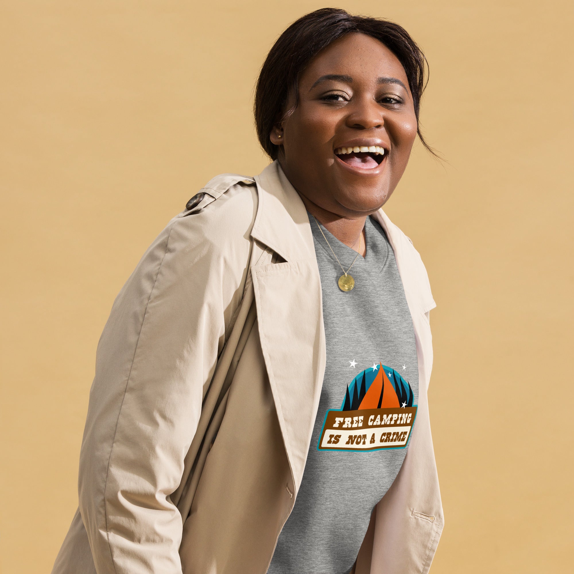 Sweatshirt premium unisexe Free camping is not a crime graphic