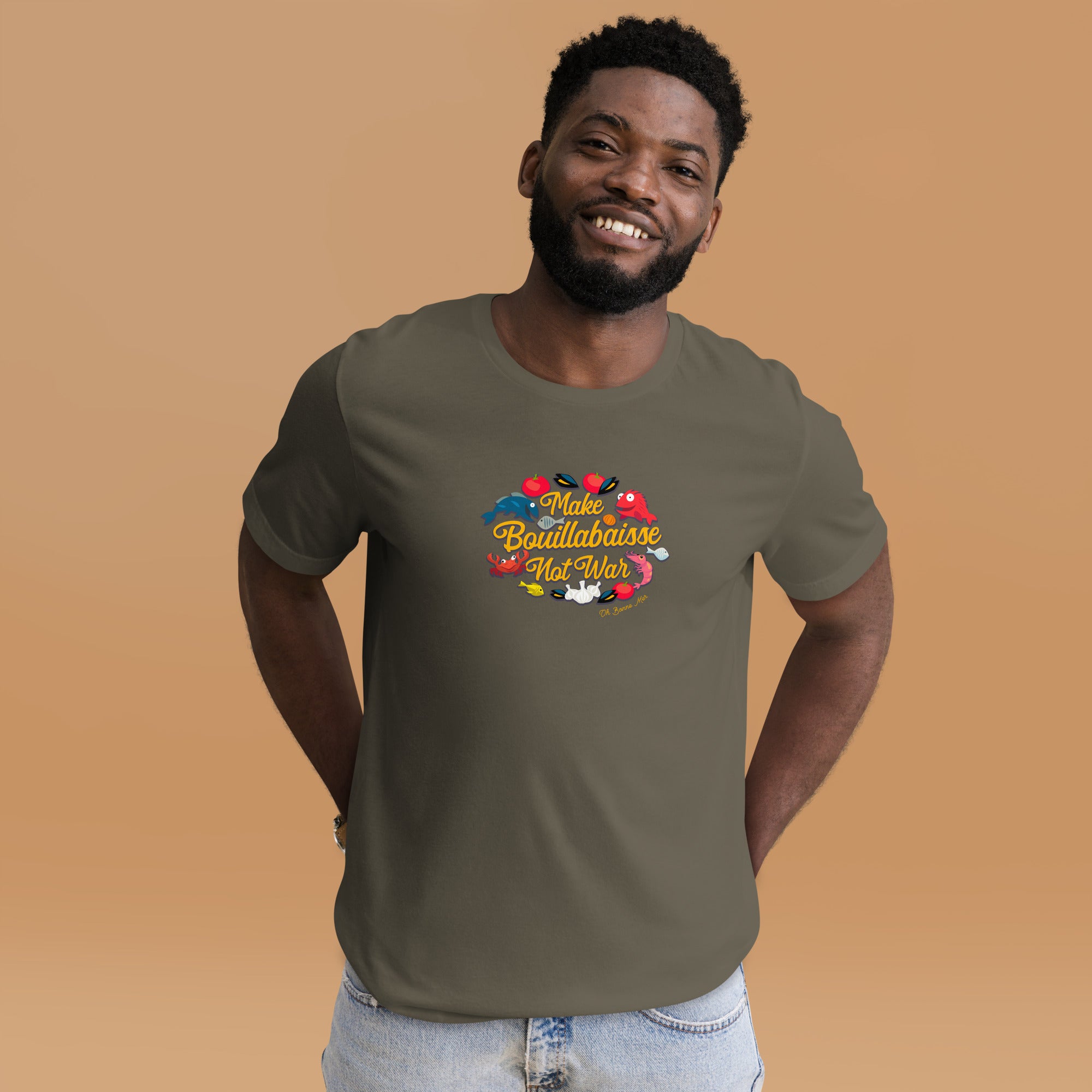T-shirt en coton unisexe Make Bouillabaisse Not War sur couleurs foncées