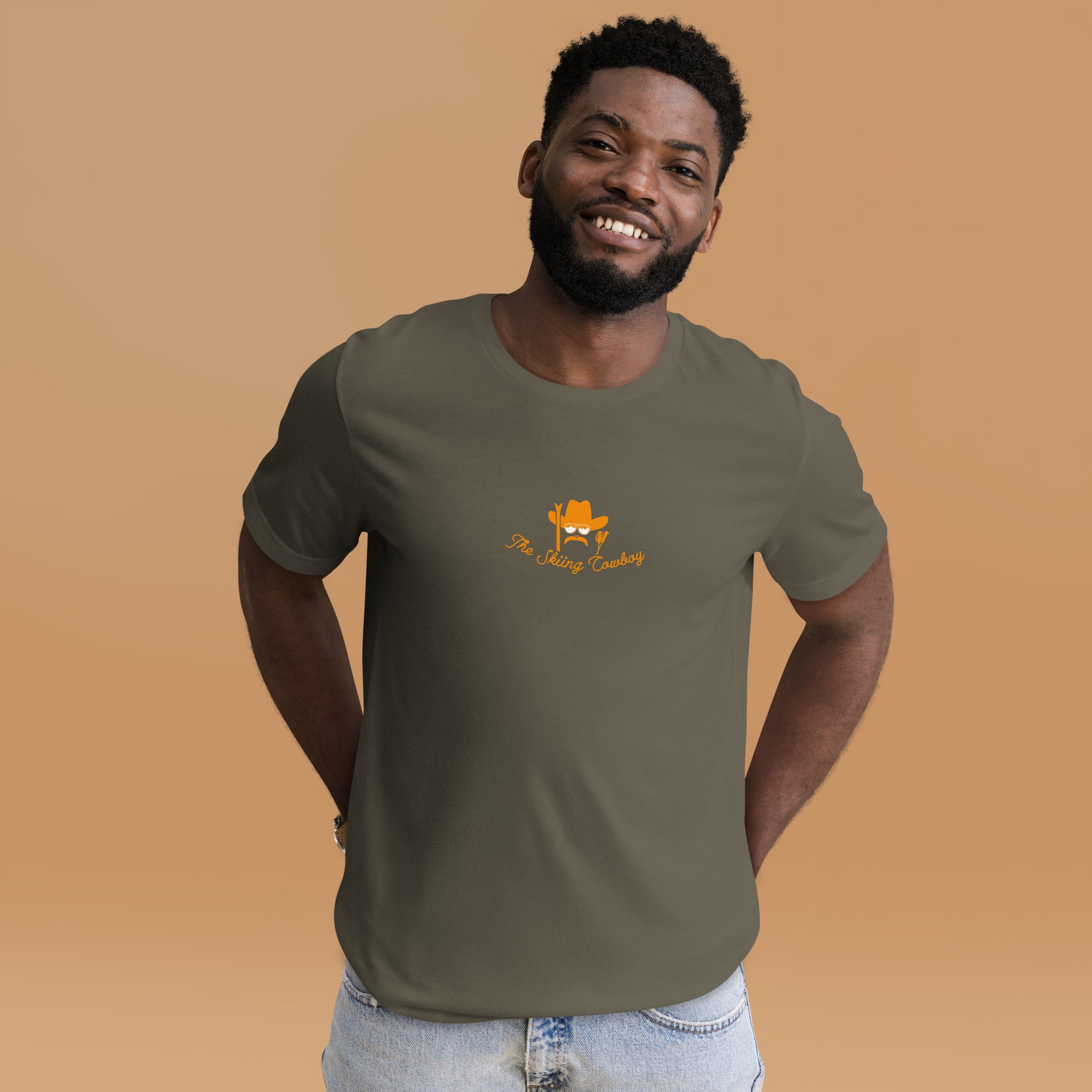 T-shirt en coton unisexe Skiing Cowboy (face) & Ski Fight at OK Corral Outline (dos) sur couleurs foncées
