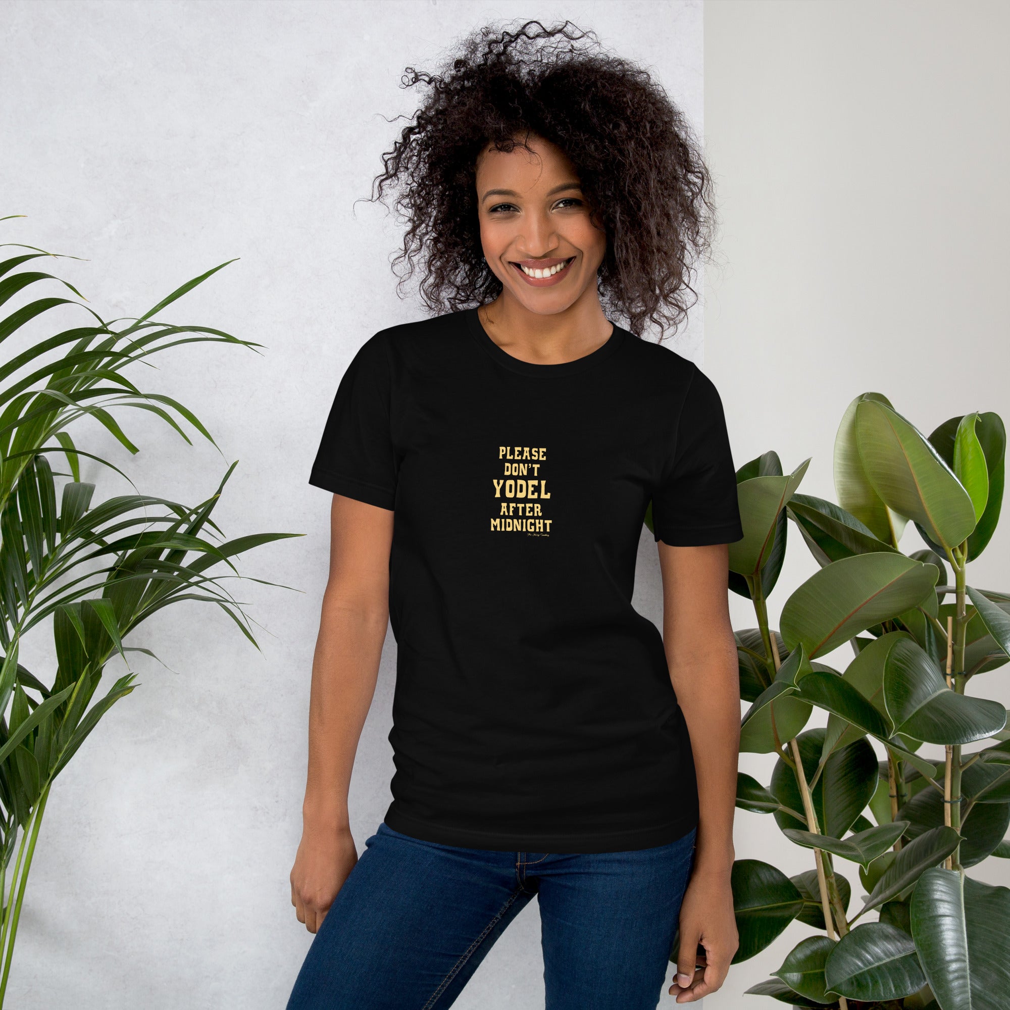 T-shirt en coton unisexe Don't Yodel After Midnight texte clair