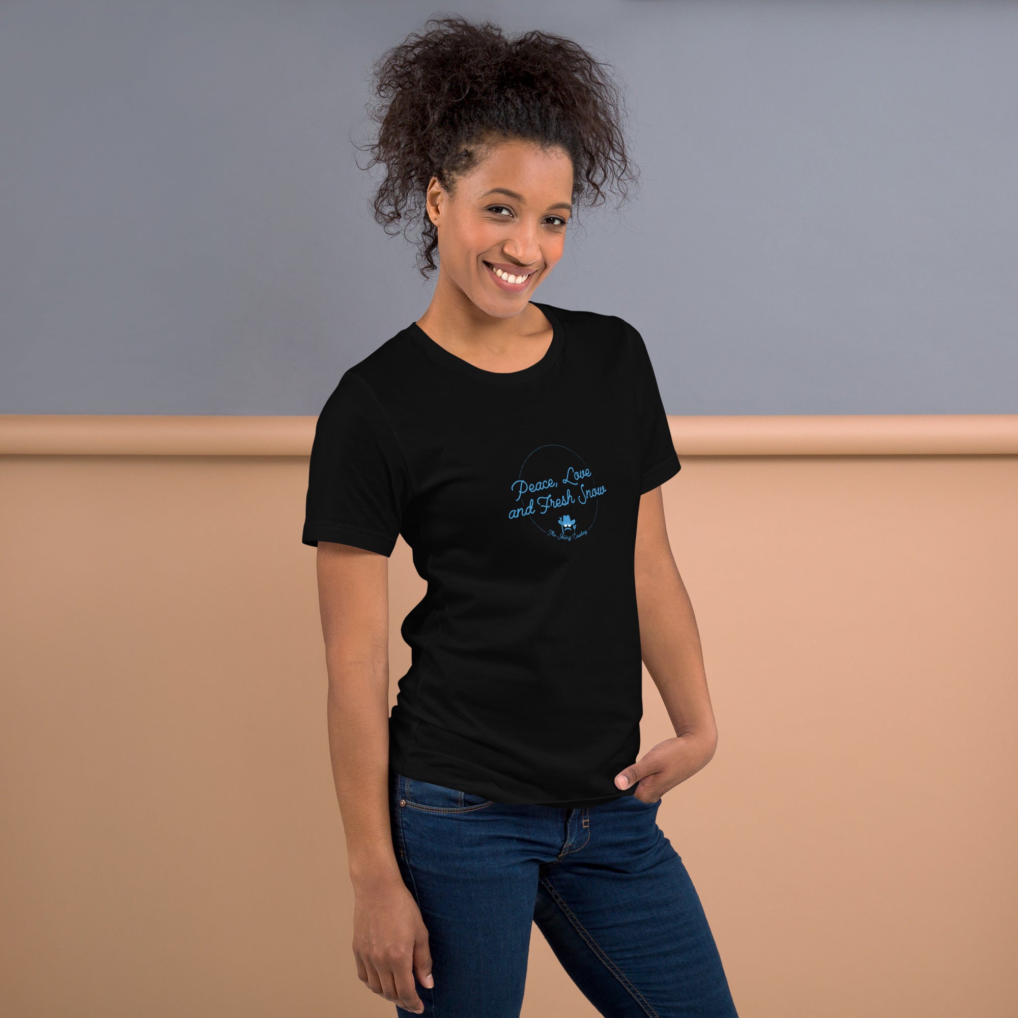 T-shirt en coton unisexe Peace, Love and Fresh Snow sur couleurs foncées