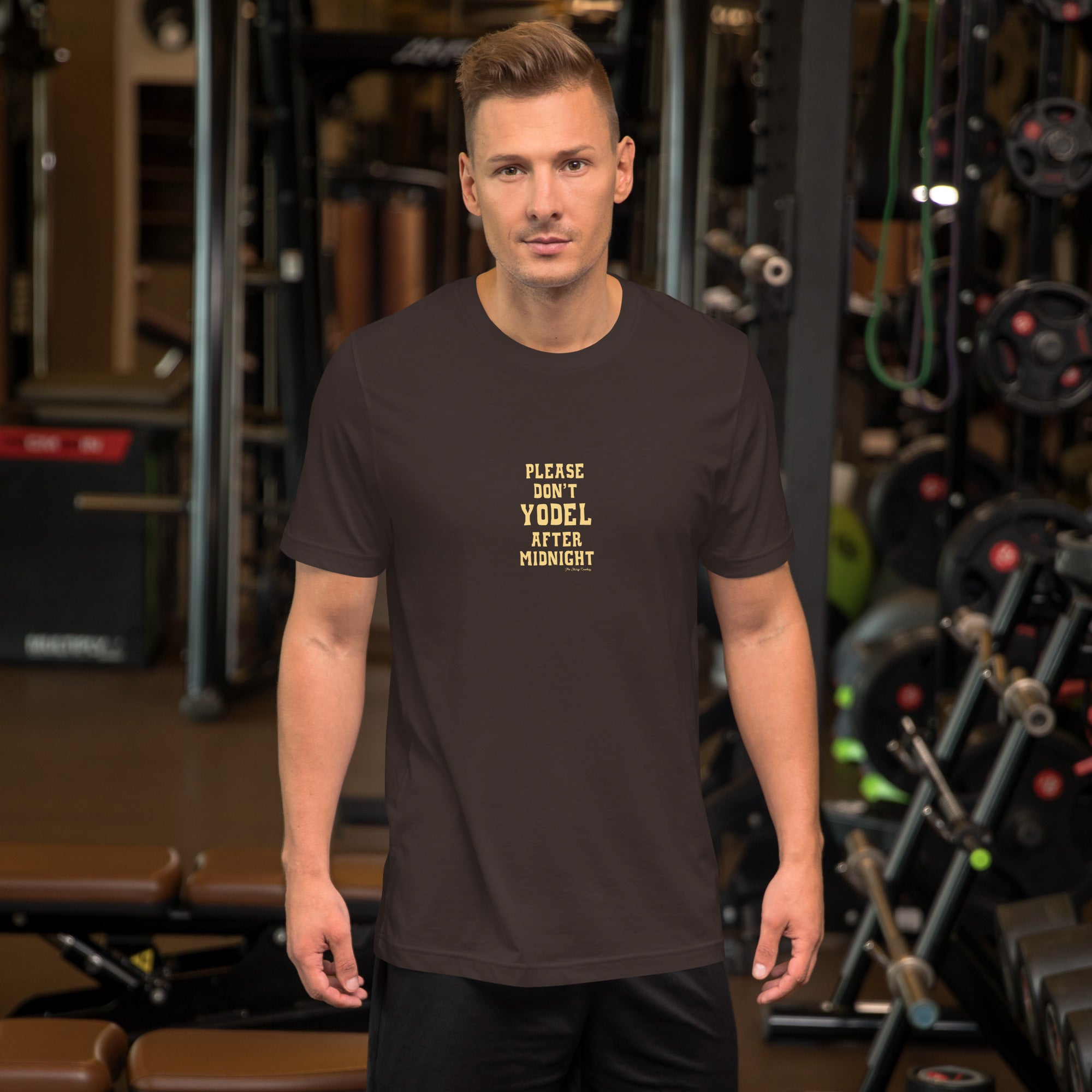 T-shirt en coton unisexe Don't Yodel After Midnight texte clair