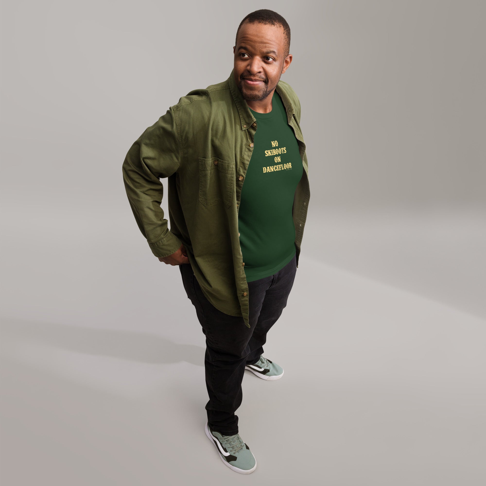 T-shirt en coton unisexe No Skiboots on Dancefloor sur couleurs foncées