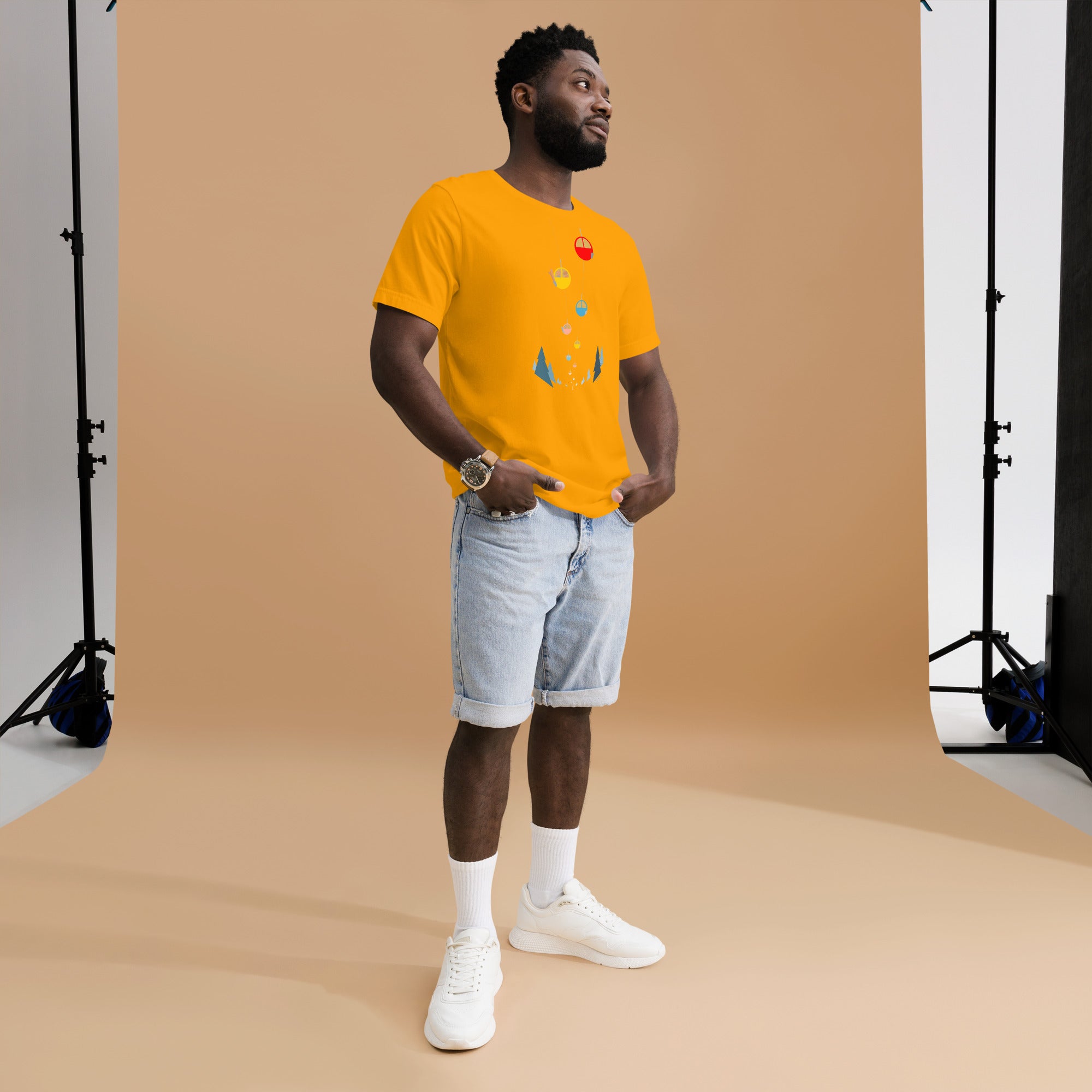T-shirt en coton unisexe Gondolas in the mist sur couleurs claires