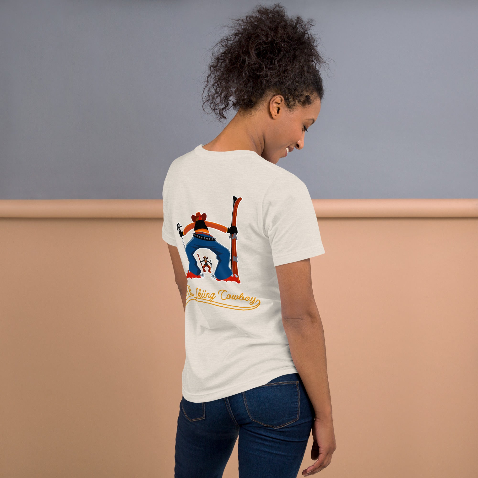 T-shirt en coton unisexe Skiing Cowboy (face) & Ski Fight at OK Corral Outline (dos) sur couleurs chinées claires