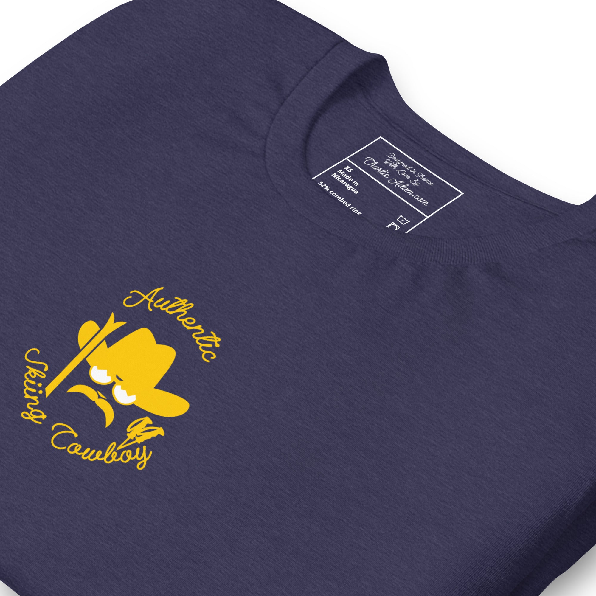 T-shirt en coton unisexe Authentic Skiing Cowboy doré sur couleurs foncées