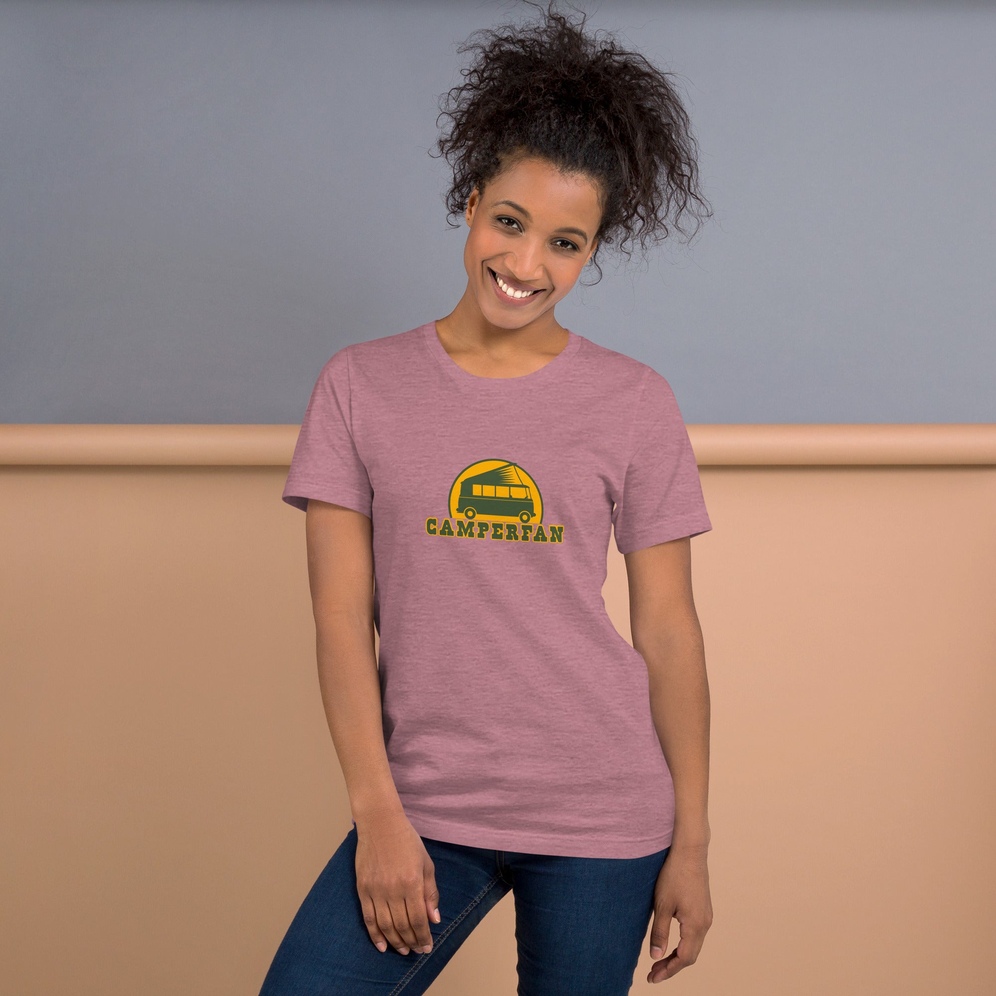 Unisex t-shirt Camperfan on bright heather colors