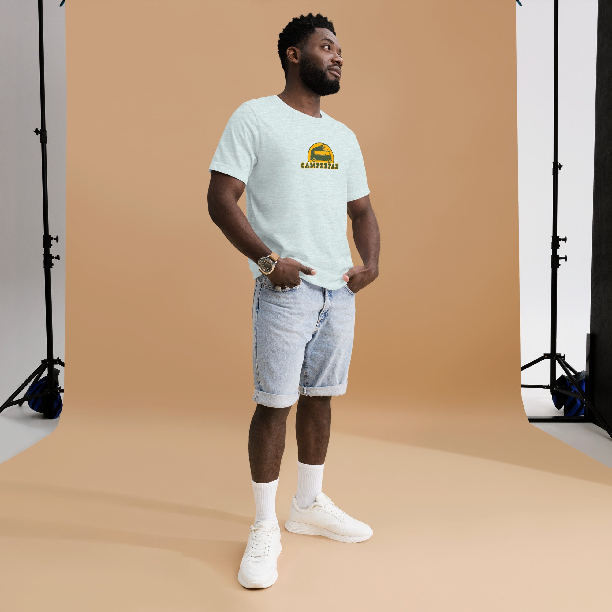Unisex t-shirt Camperfan on light heather colors