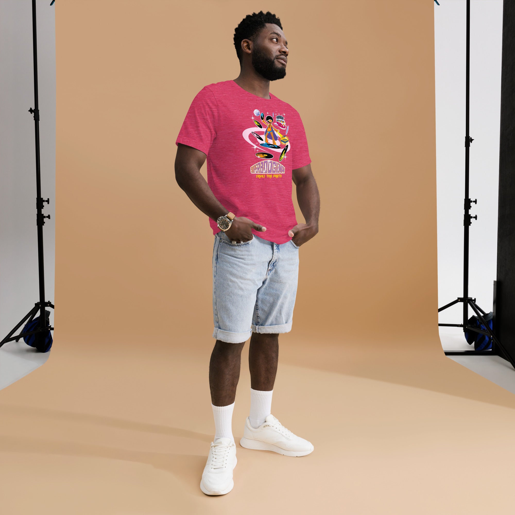T-shirt en coton unisexe Superboogieman saves the party sur couleurs chinées vives