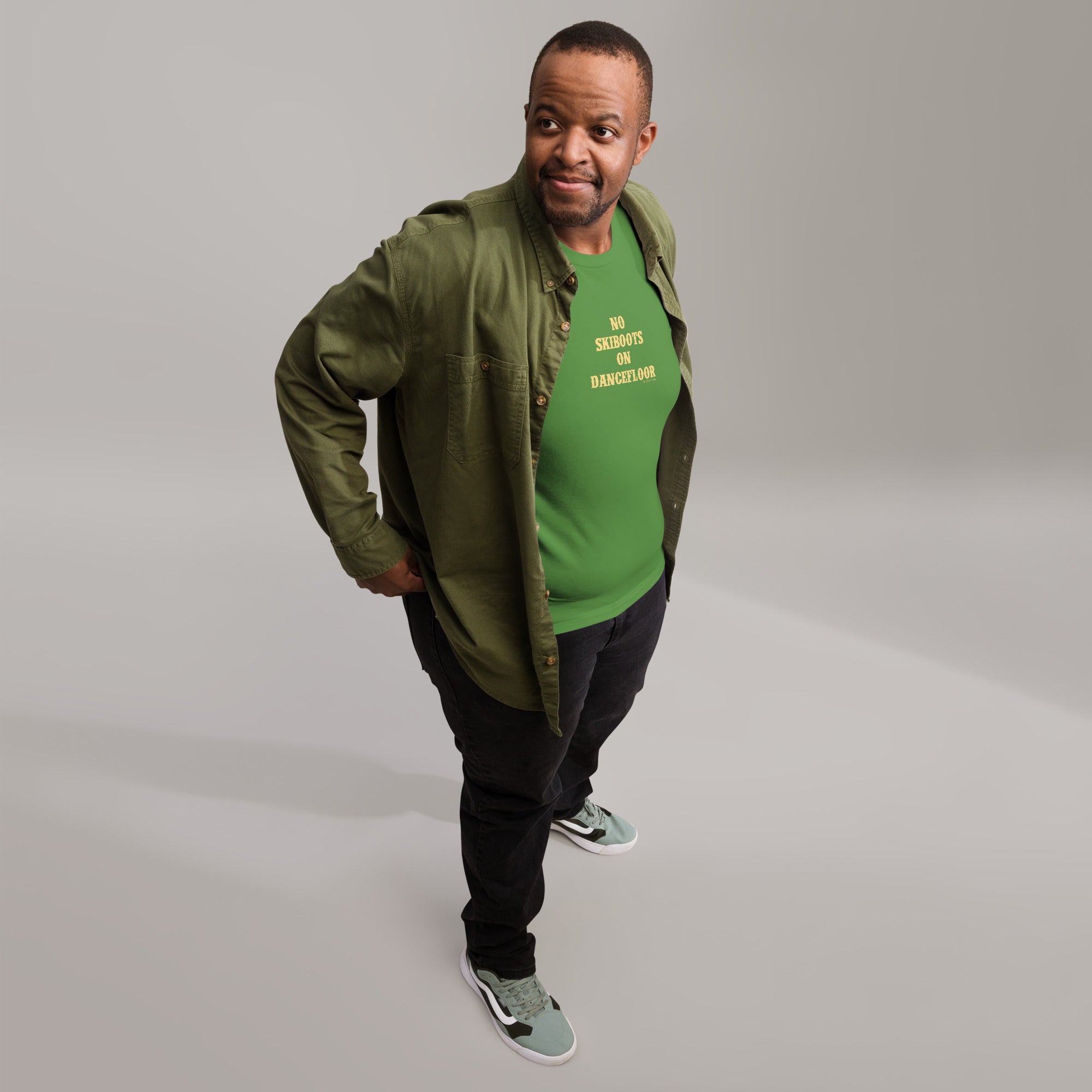 T-shirt en coton unisexe No Skiboots on Dancefloor sur couleurs foncées