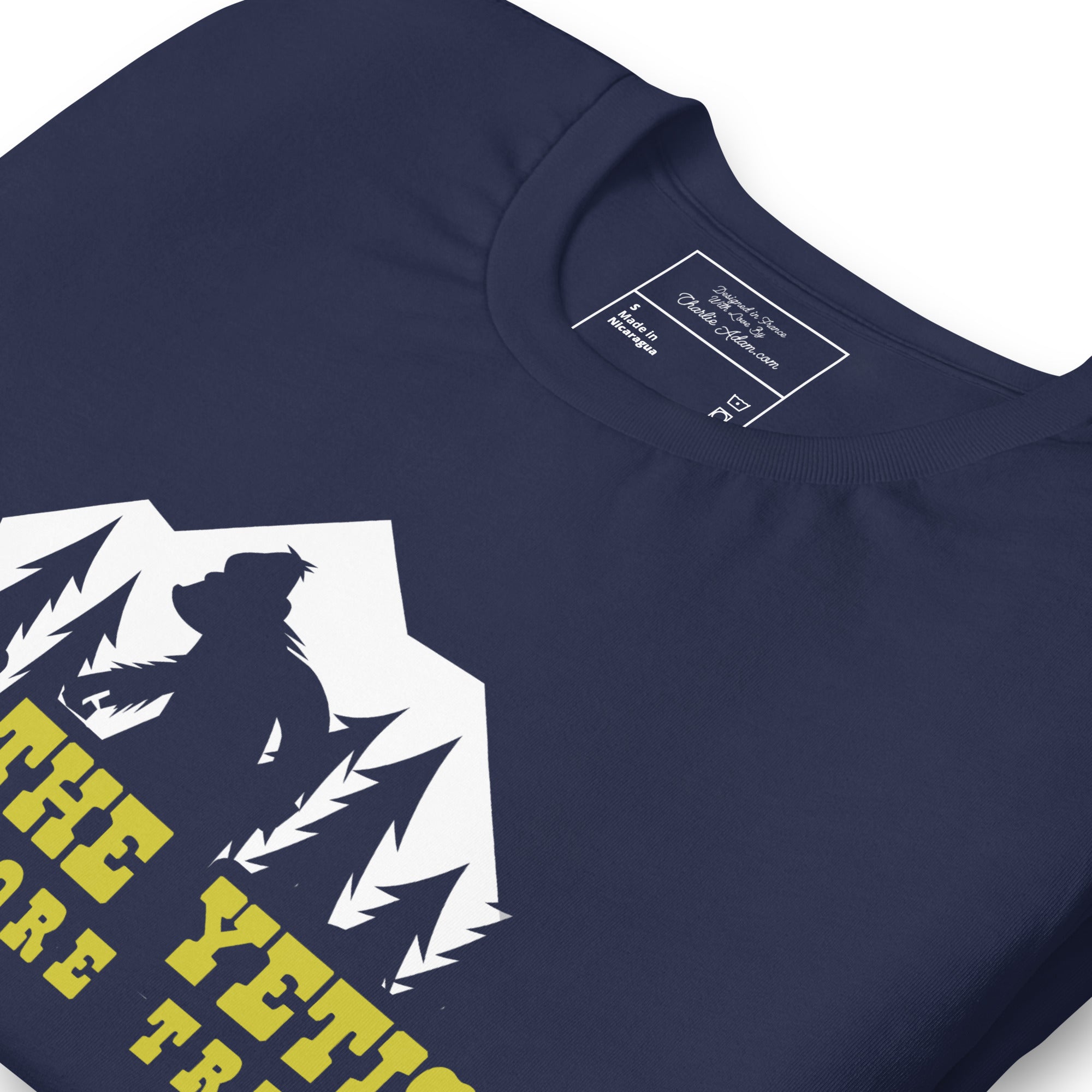 T-shirt en coton unisexe Save the Yetis Plant more Trees sur couleurs foncées