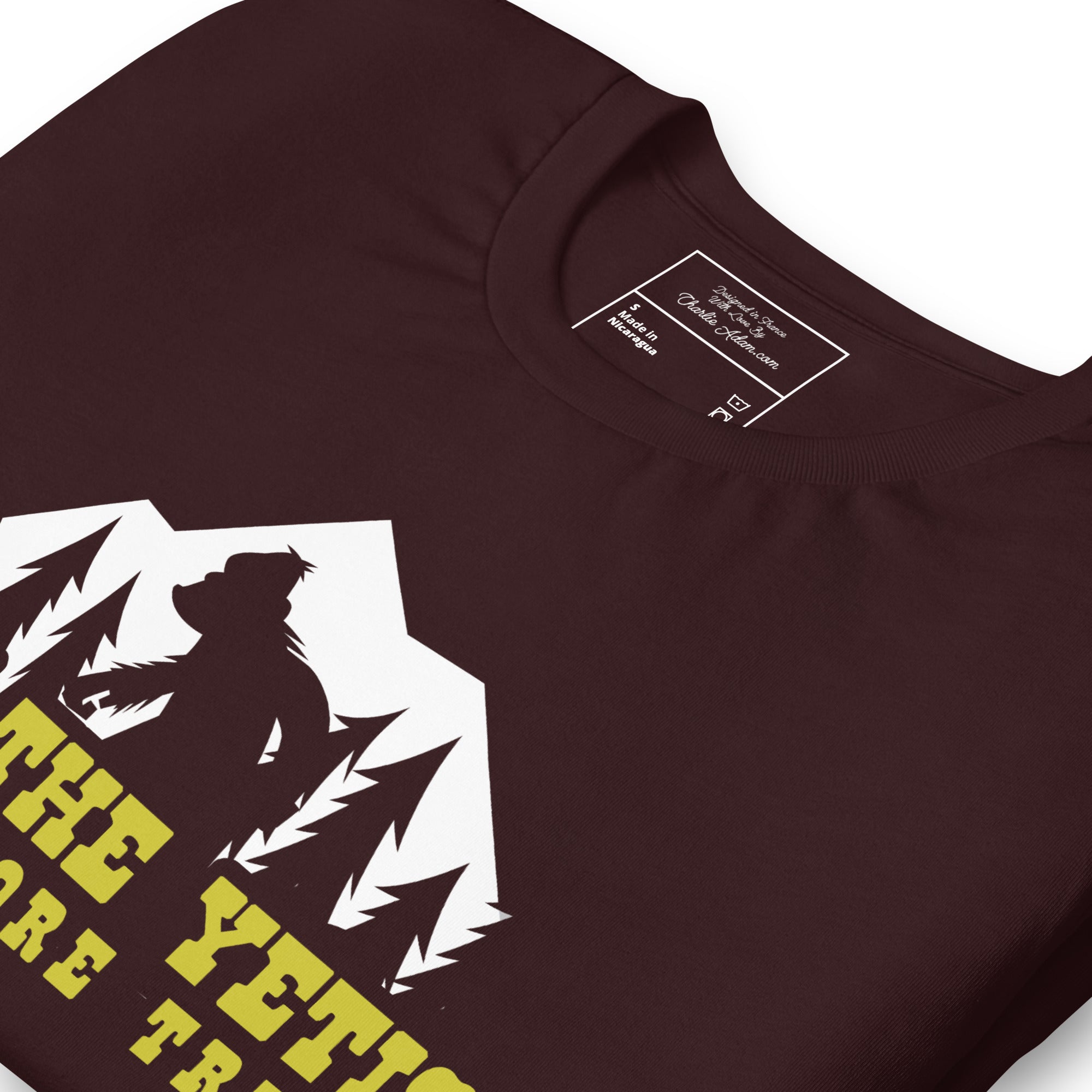 T-shirt en coton unisexe Save the Yetis Plant more Trees sur couleurs foncées