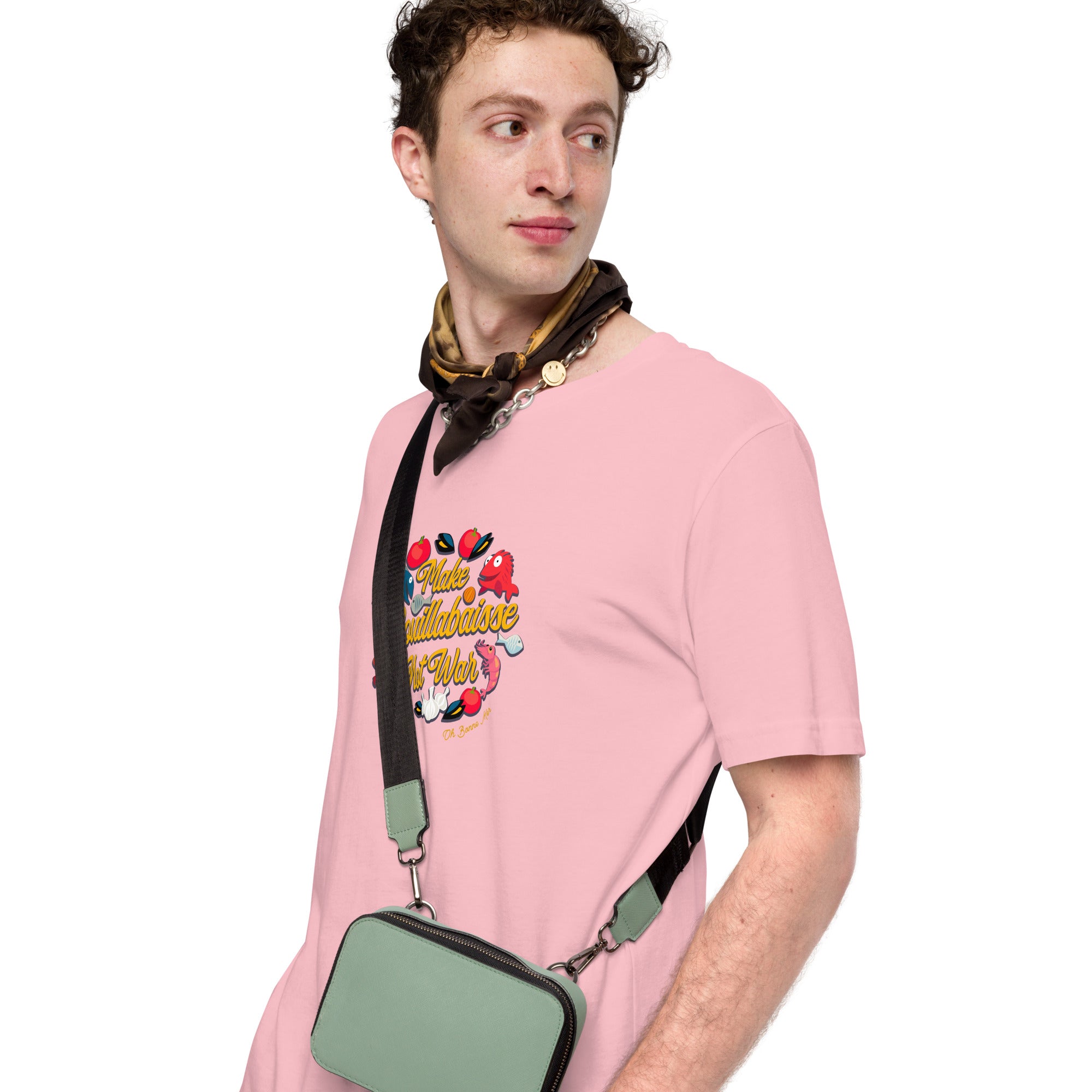 T-shirt en coton unisexe Make Bouillabaisse Not War sur couleurs claires