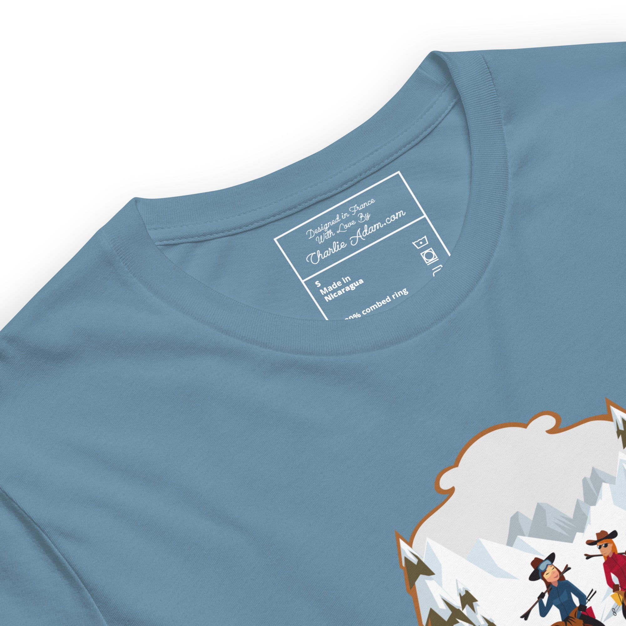T-shirt en coton unisexe The Skiing Cowgirl sur couleurs foncées