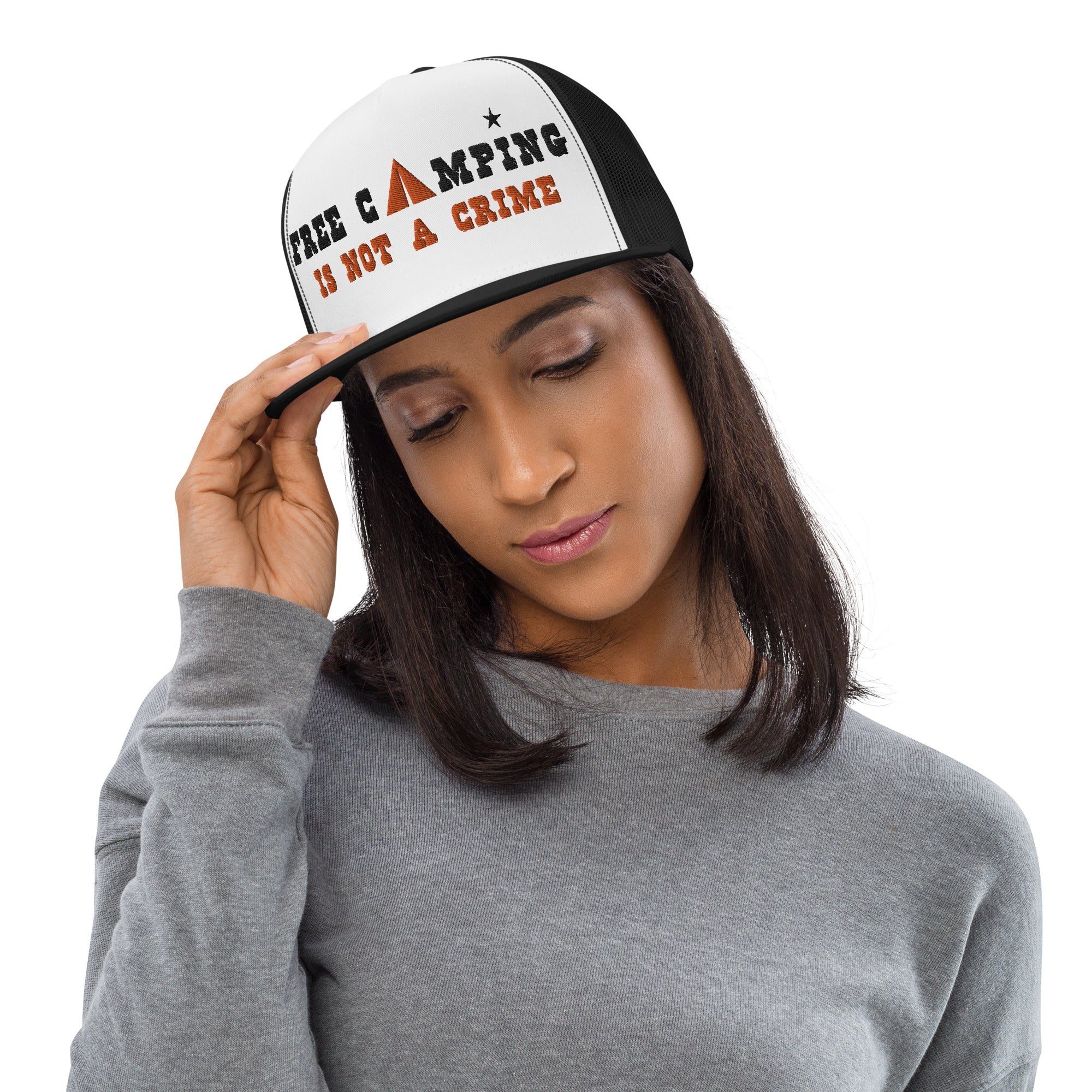 Casquette Trucker bicolore à visière plate Free camping is not a crime black/orange