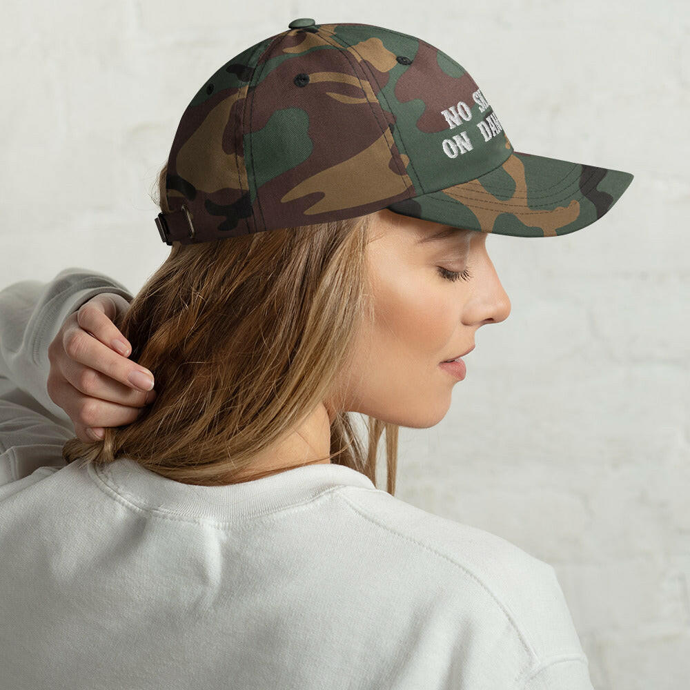 Camo Dad hat No Skiboots on Dancefloor