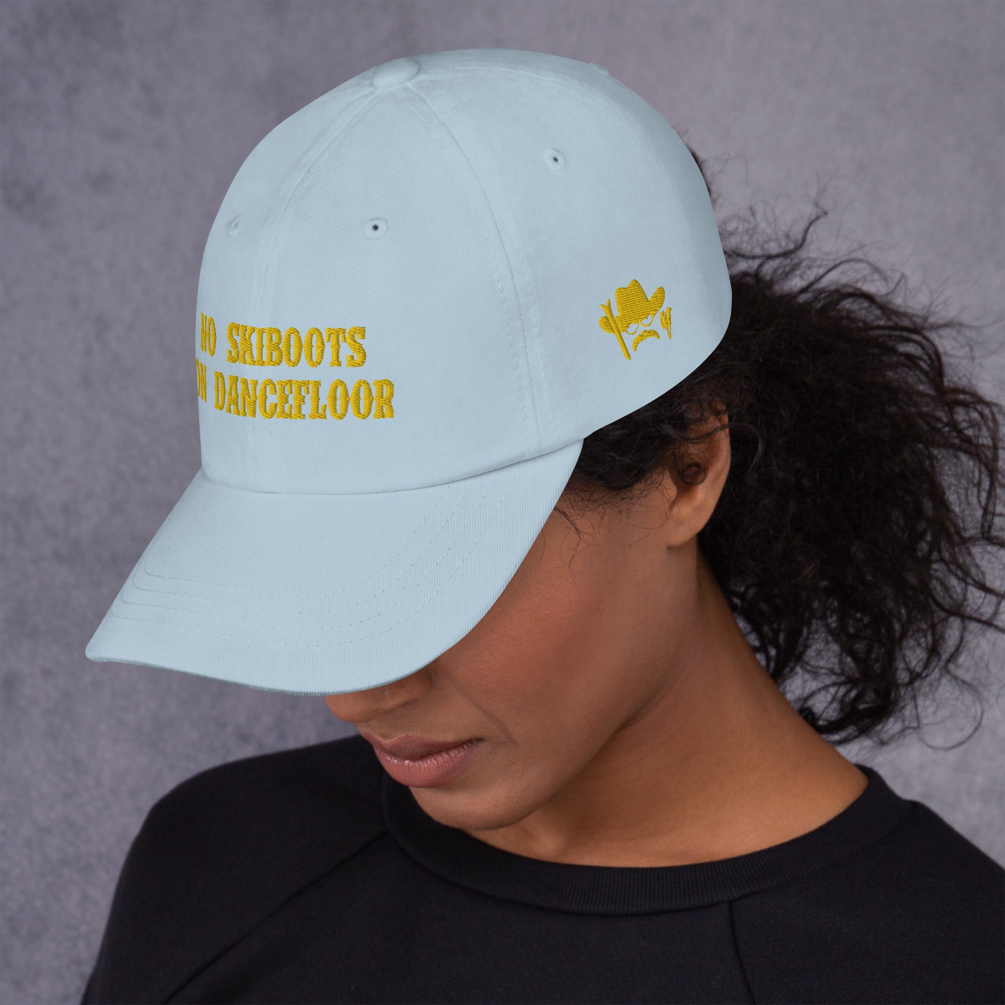 Dad hat No Skiboots on Dancefloor Gold (3 sides)