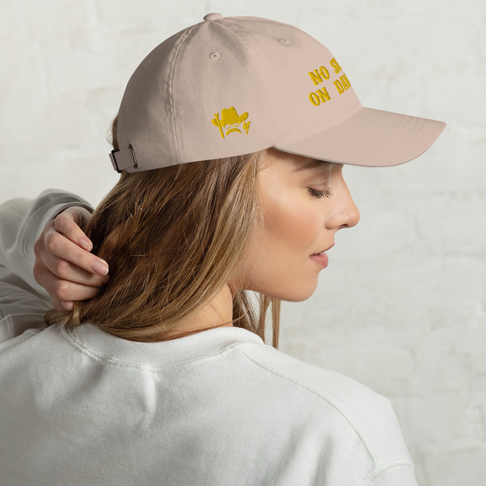 Dad hat No Skiboots on Dancefloor Gold (3 sides)